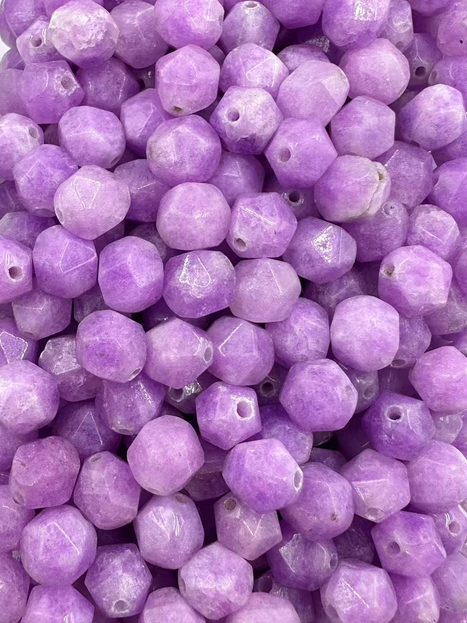 89.Lavender Amethyst Faceted Shape