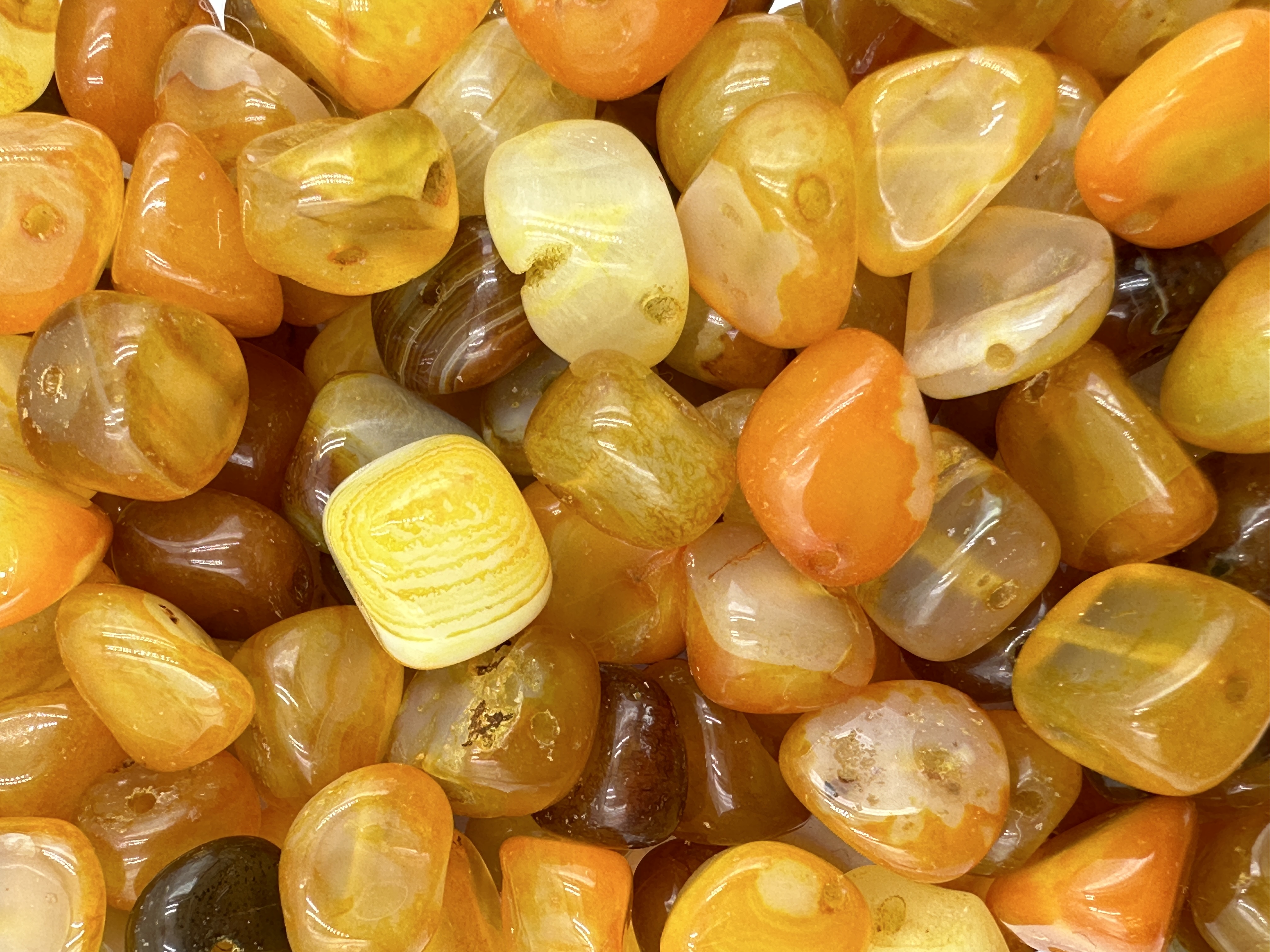 112.Bubble Bee Agate Nugget Shape