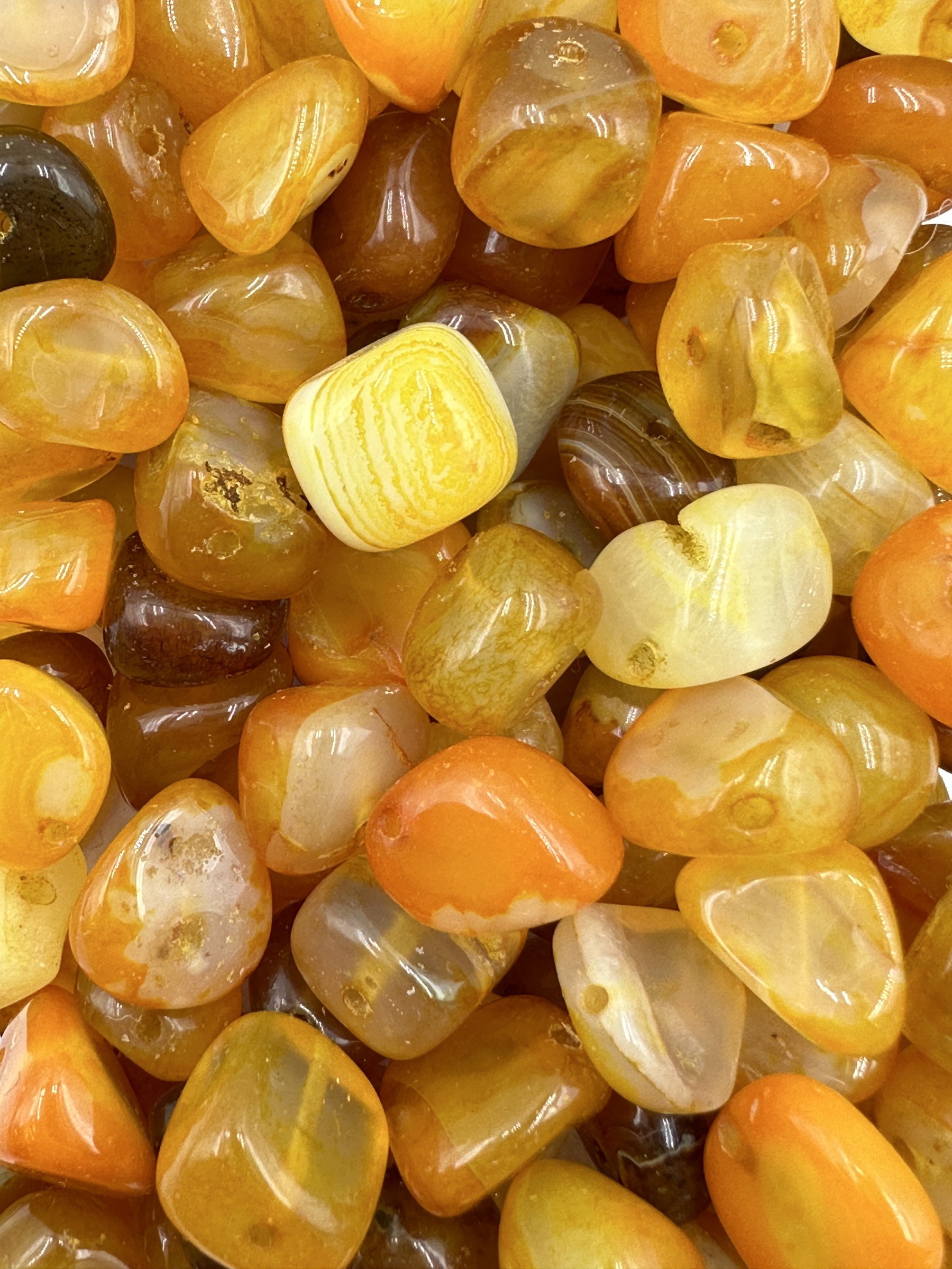 112.Bubble Bee Agate Nugget Shape