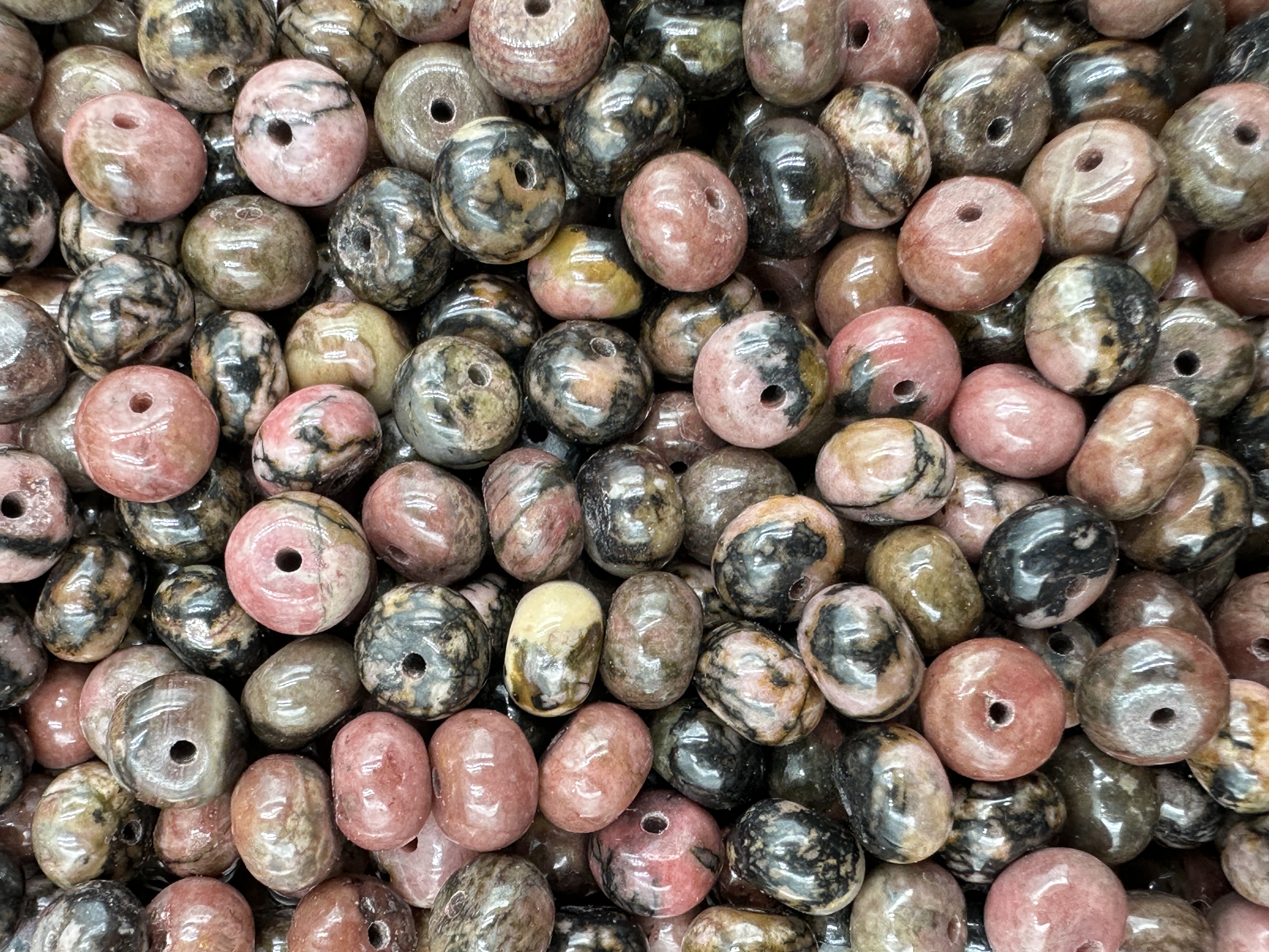 129.Rhodonite Donut Shape