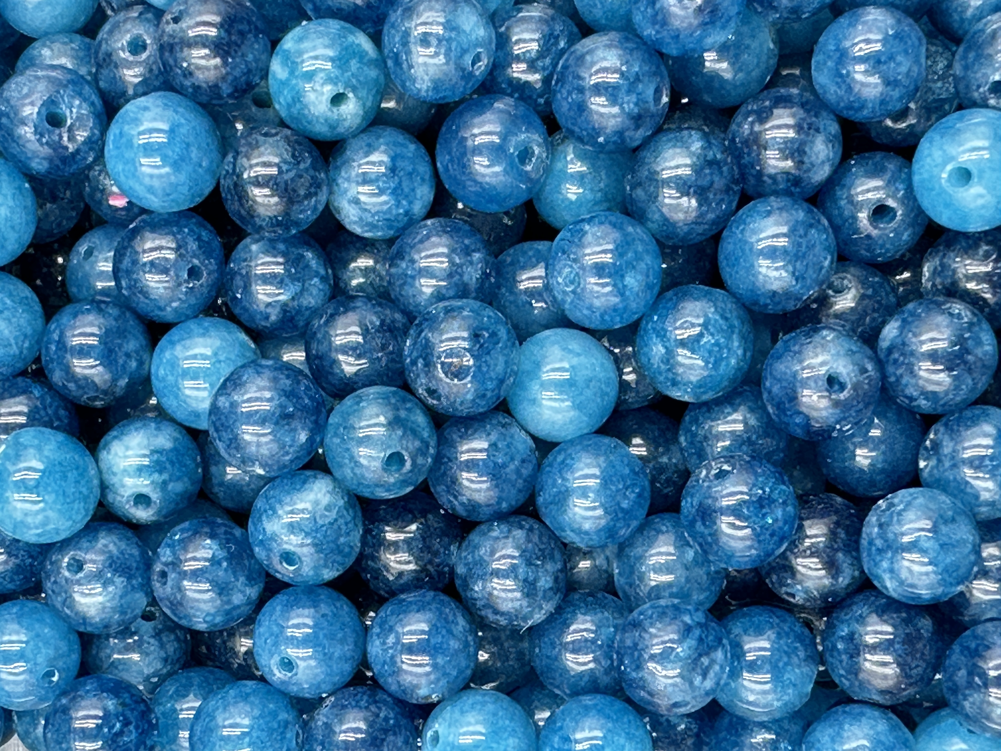 71.Kyanite