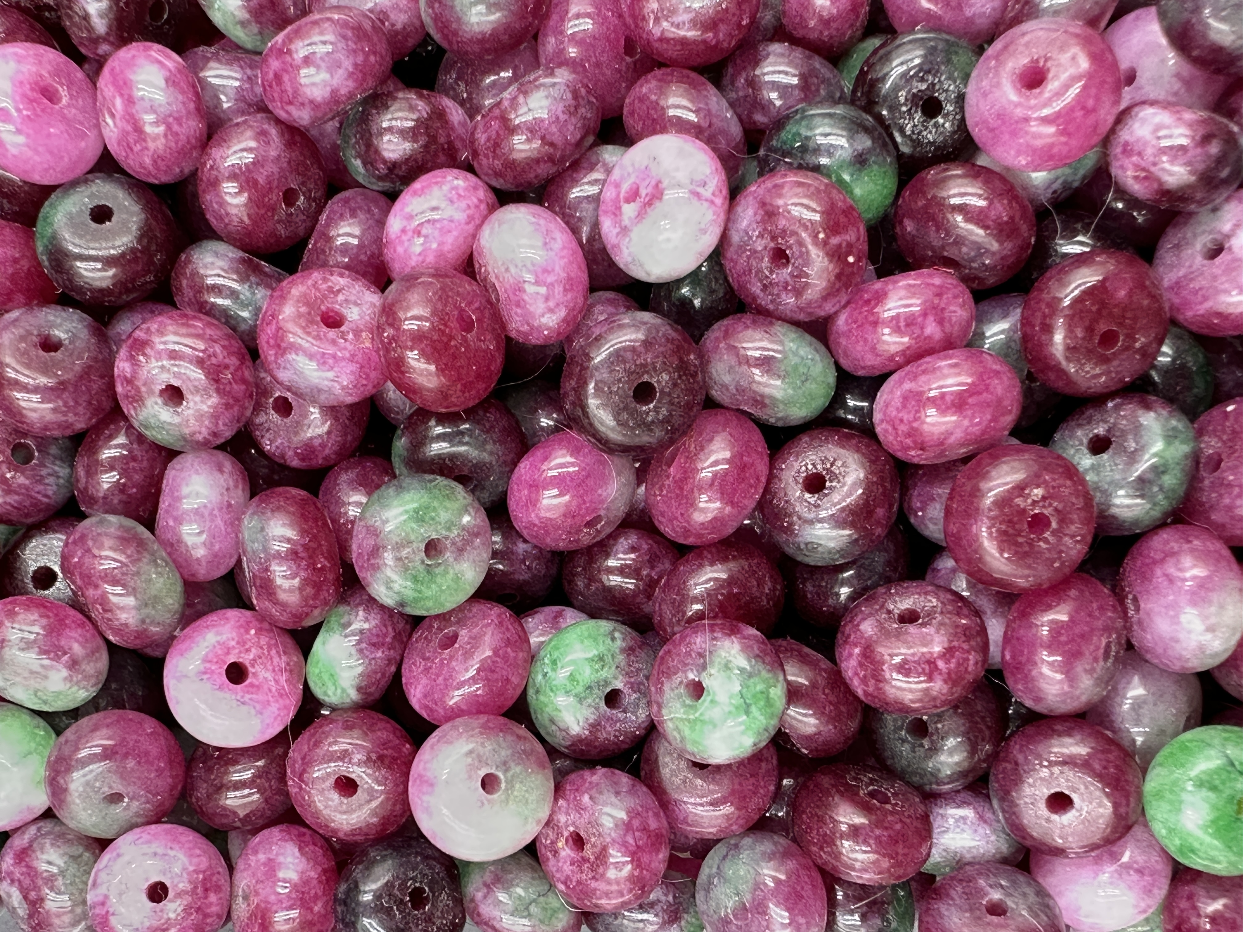 175.Thorn Berry Jade Donut Shape