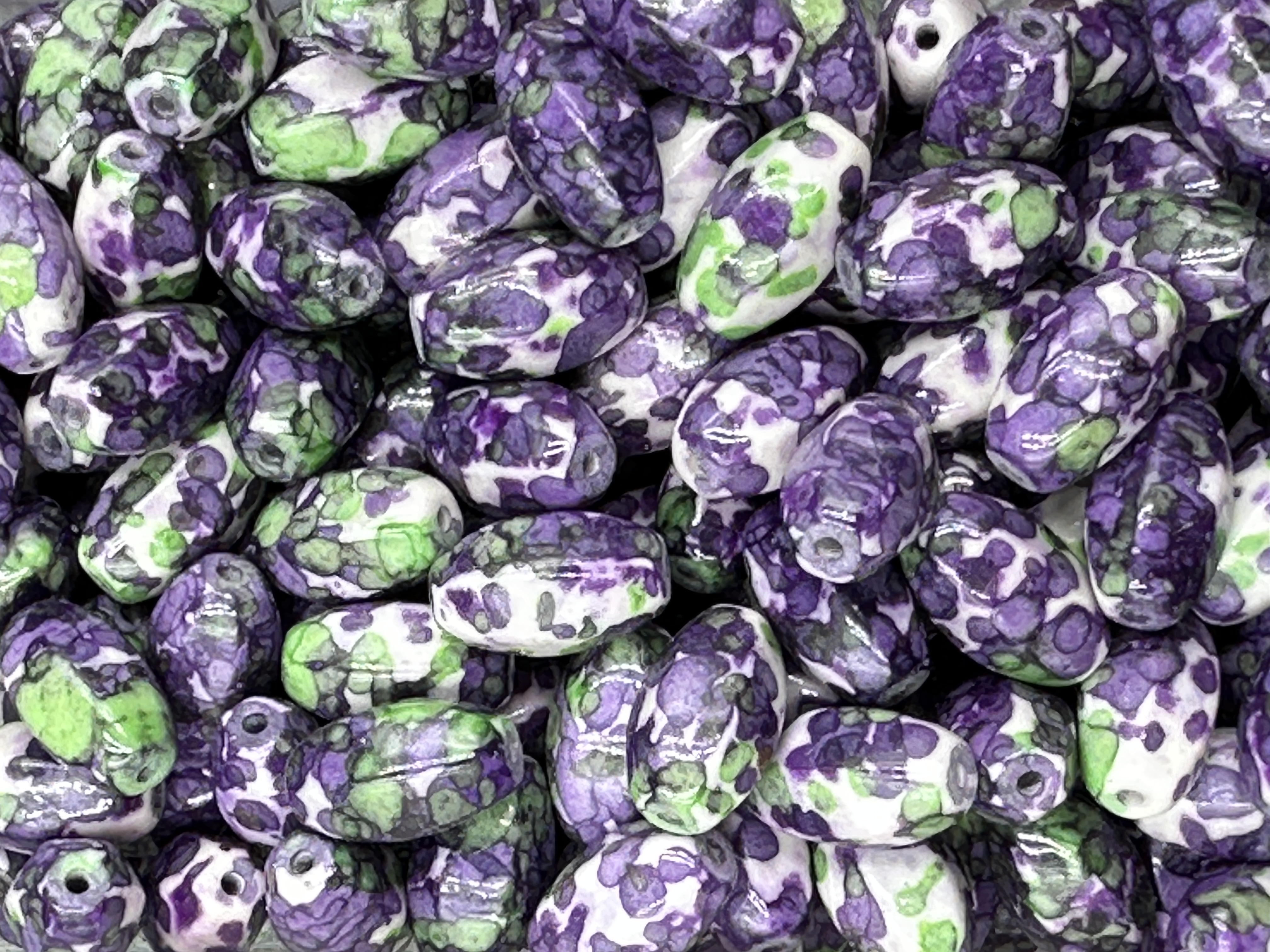 179.Thorny Orchid Jasper Barrel Faceted Shape
