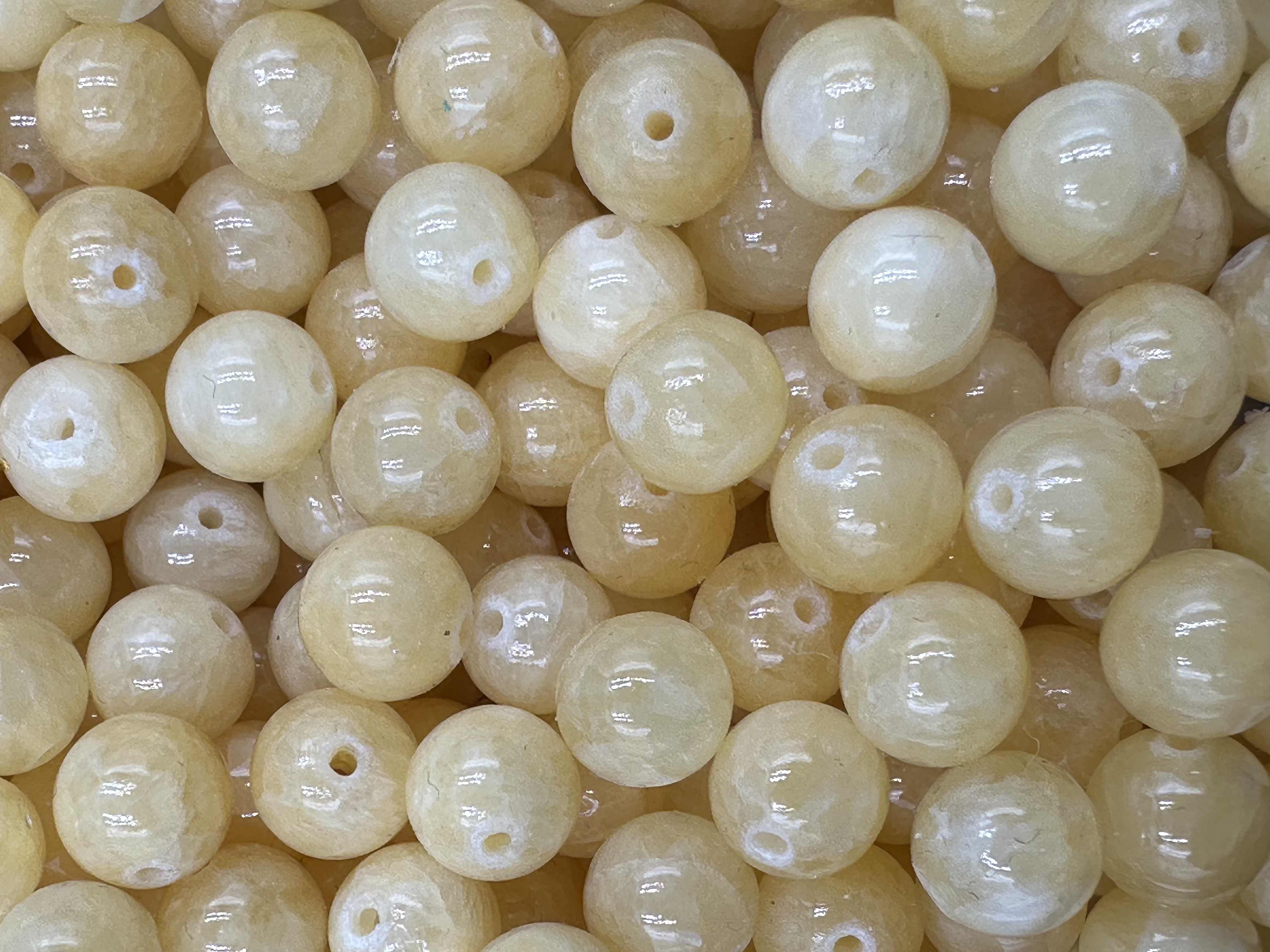 101.Cream Yellow Jade