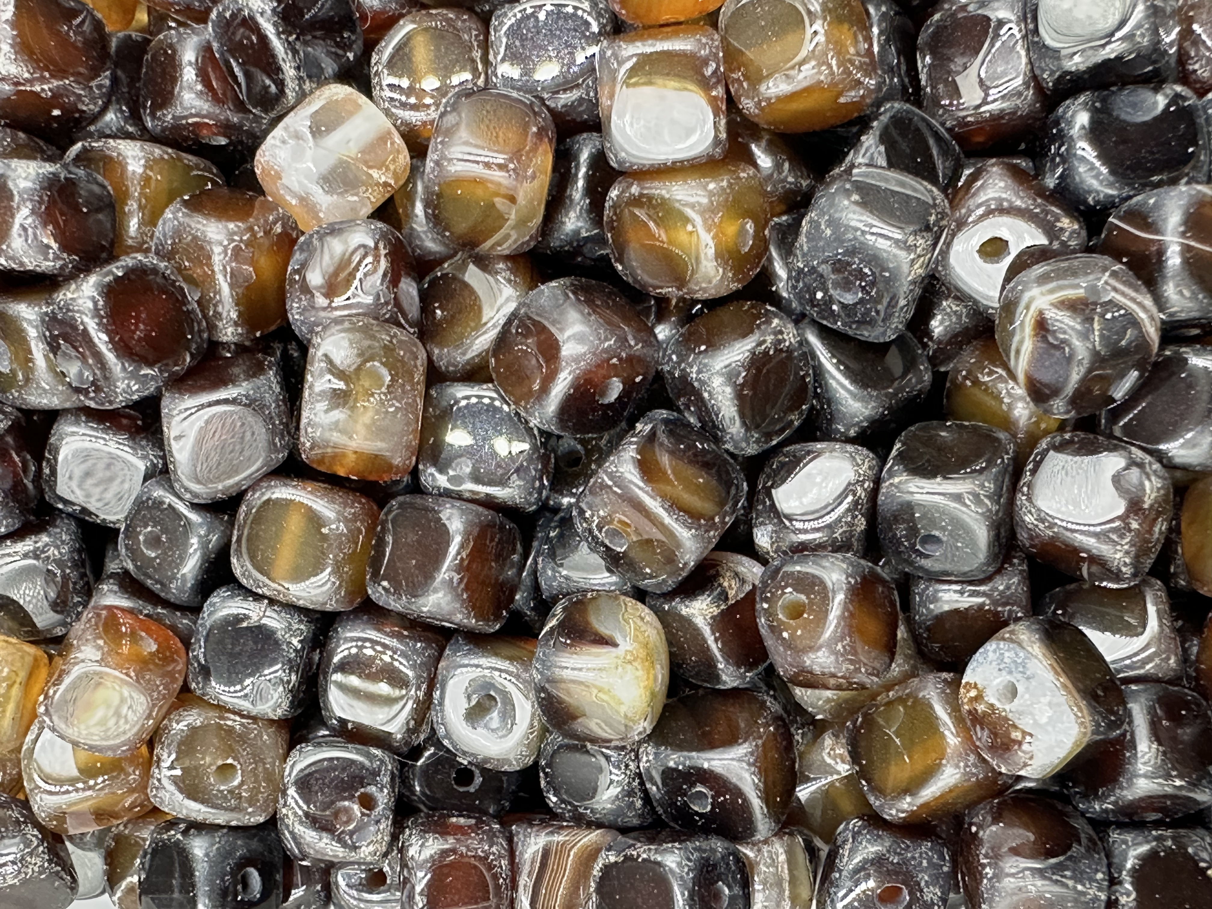 222.Coffee Lace Agate Cube Shape