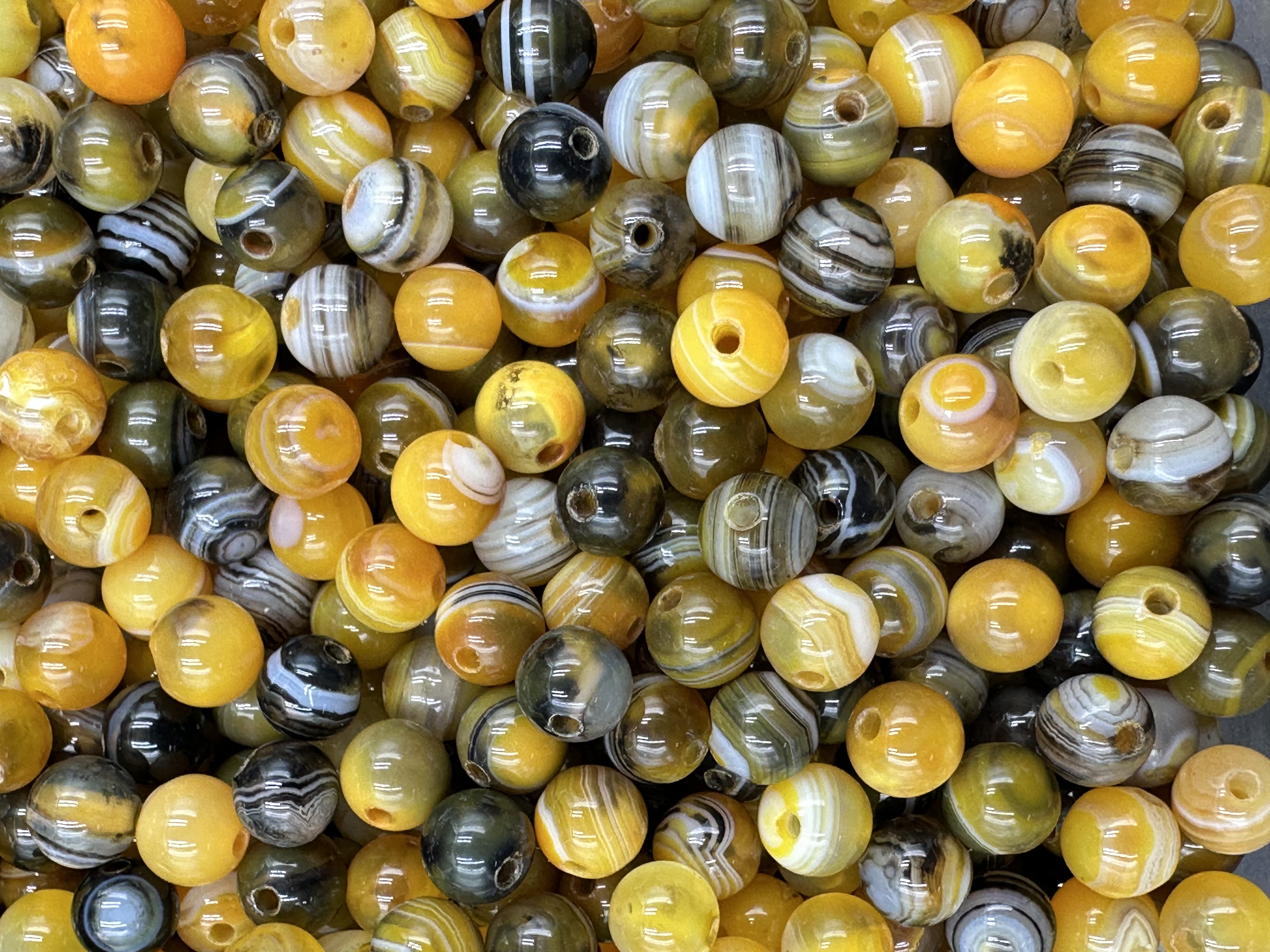 79.Bumblebee Agate