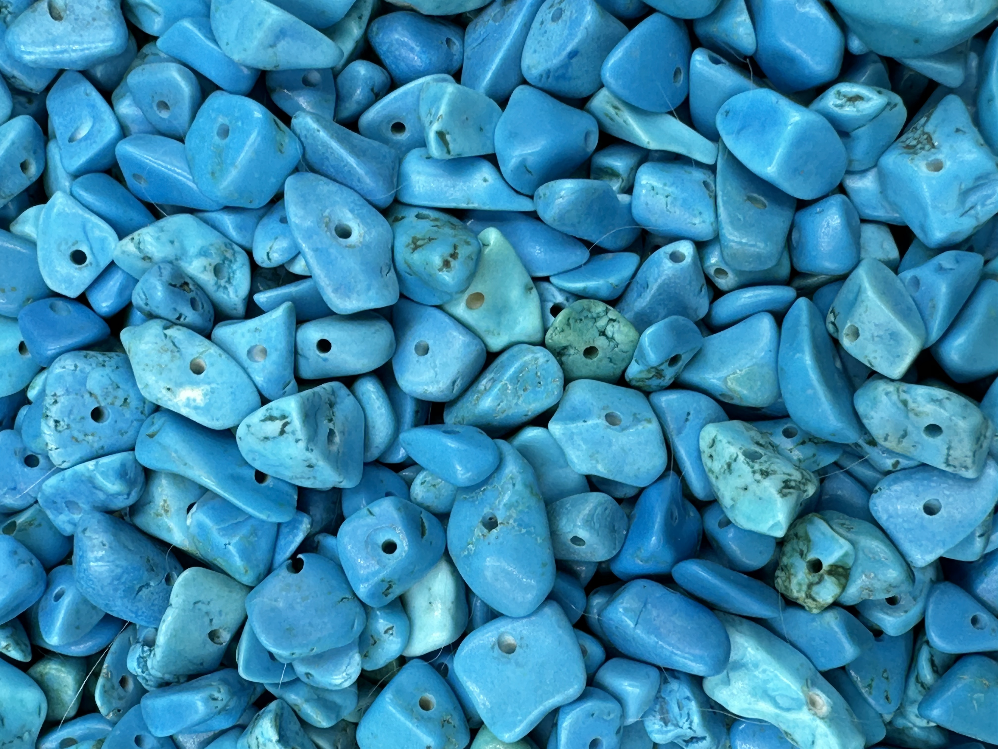 241.Blue Turquoise Chips Shape