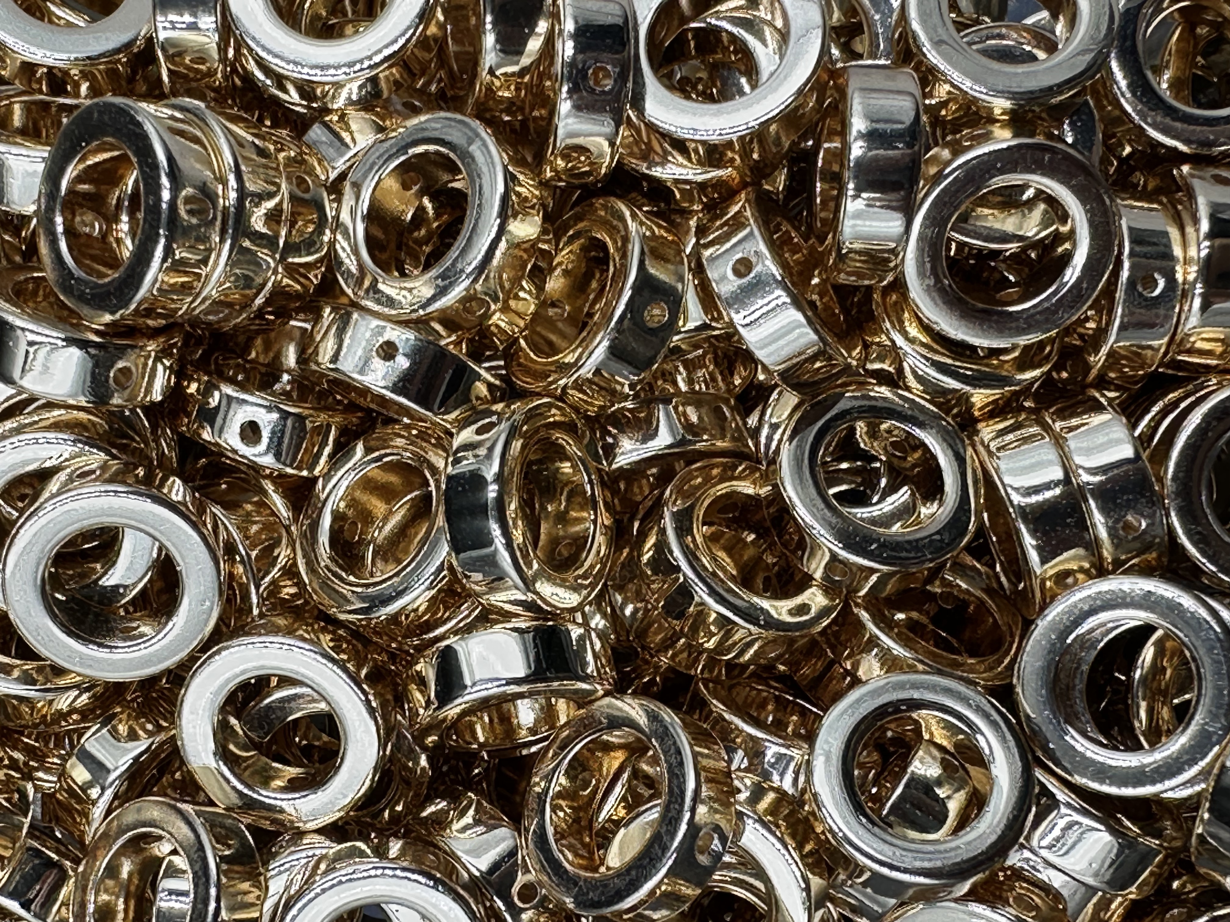 250.Golden Hematite Loops Shape 