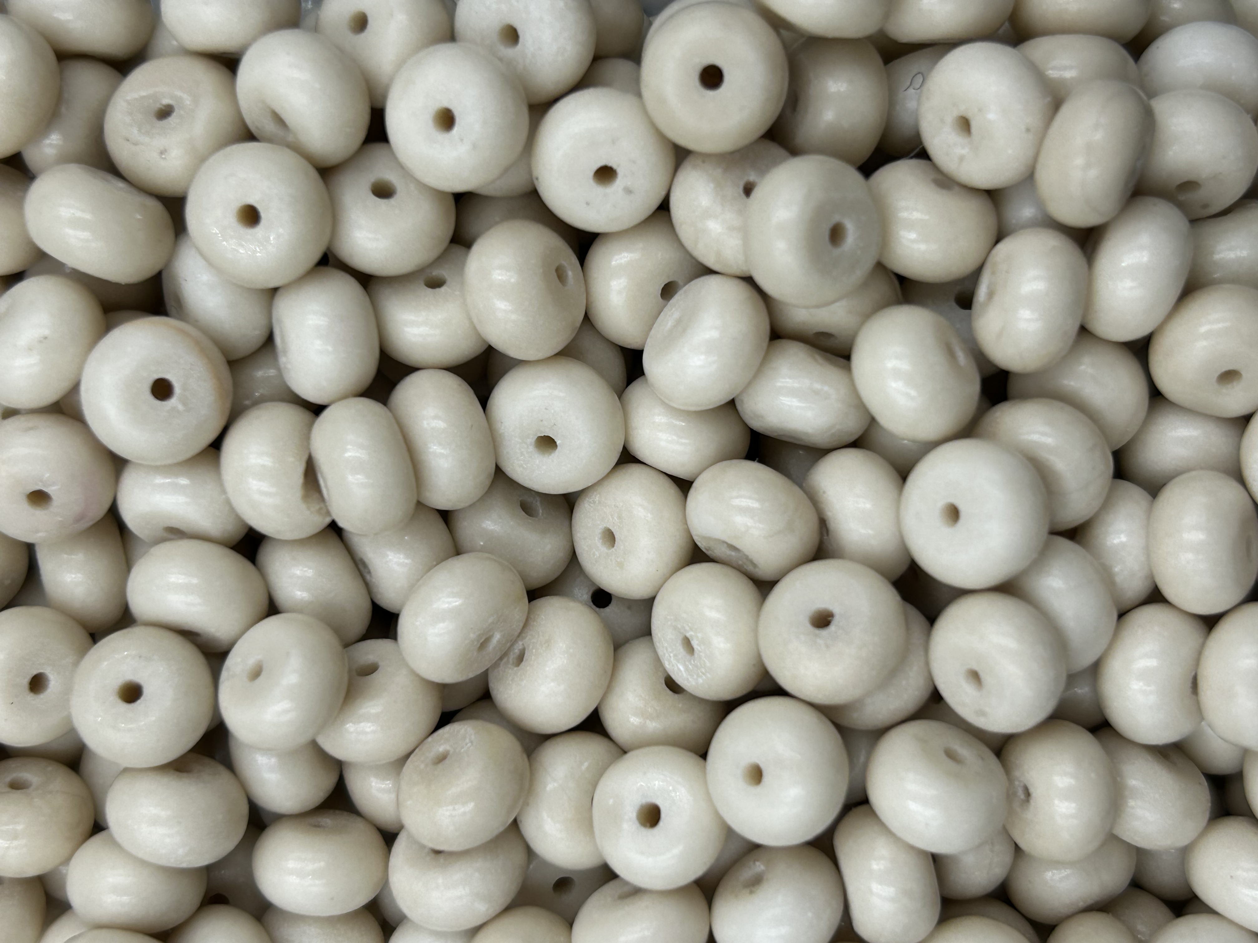 255.White Fossil Stone Donut Shape