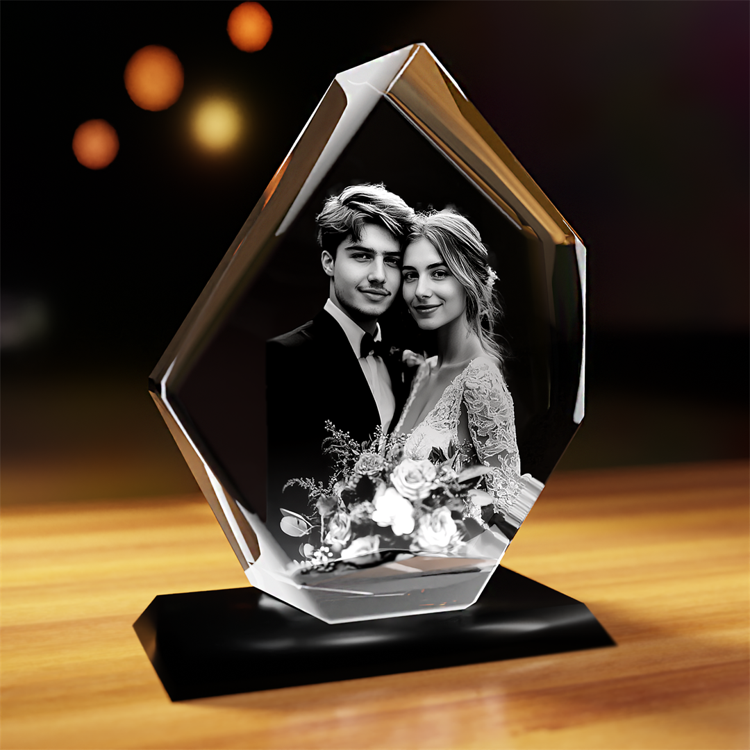 crystal iceberg couple