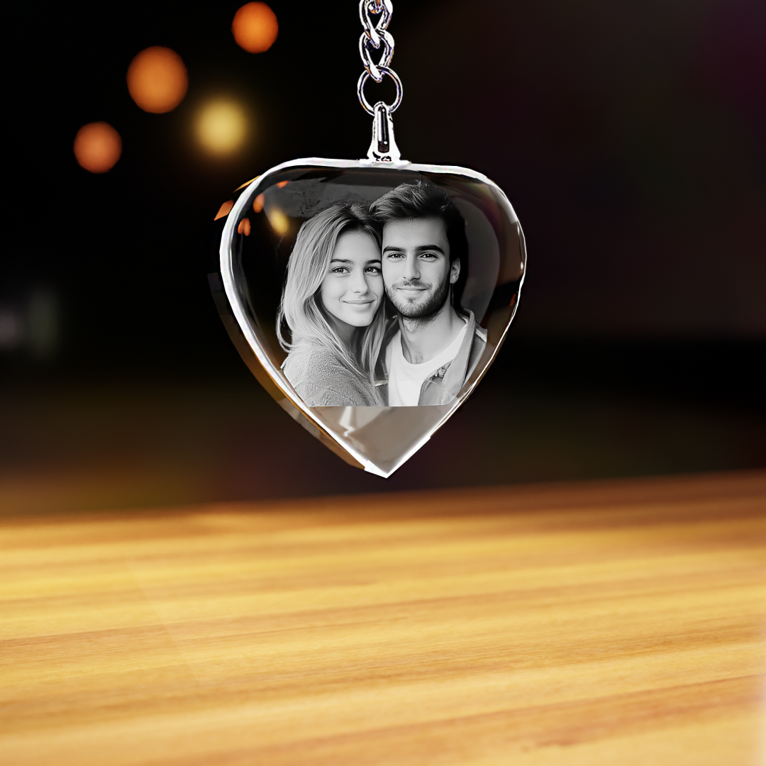 heart necklace couple