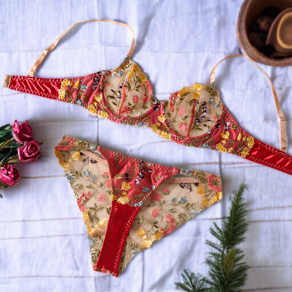 Model wearing Summer Sexy Lace Lingerie Set with small flower bra and triangle pants