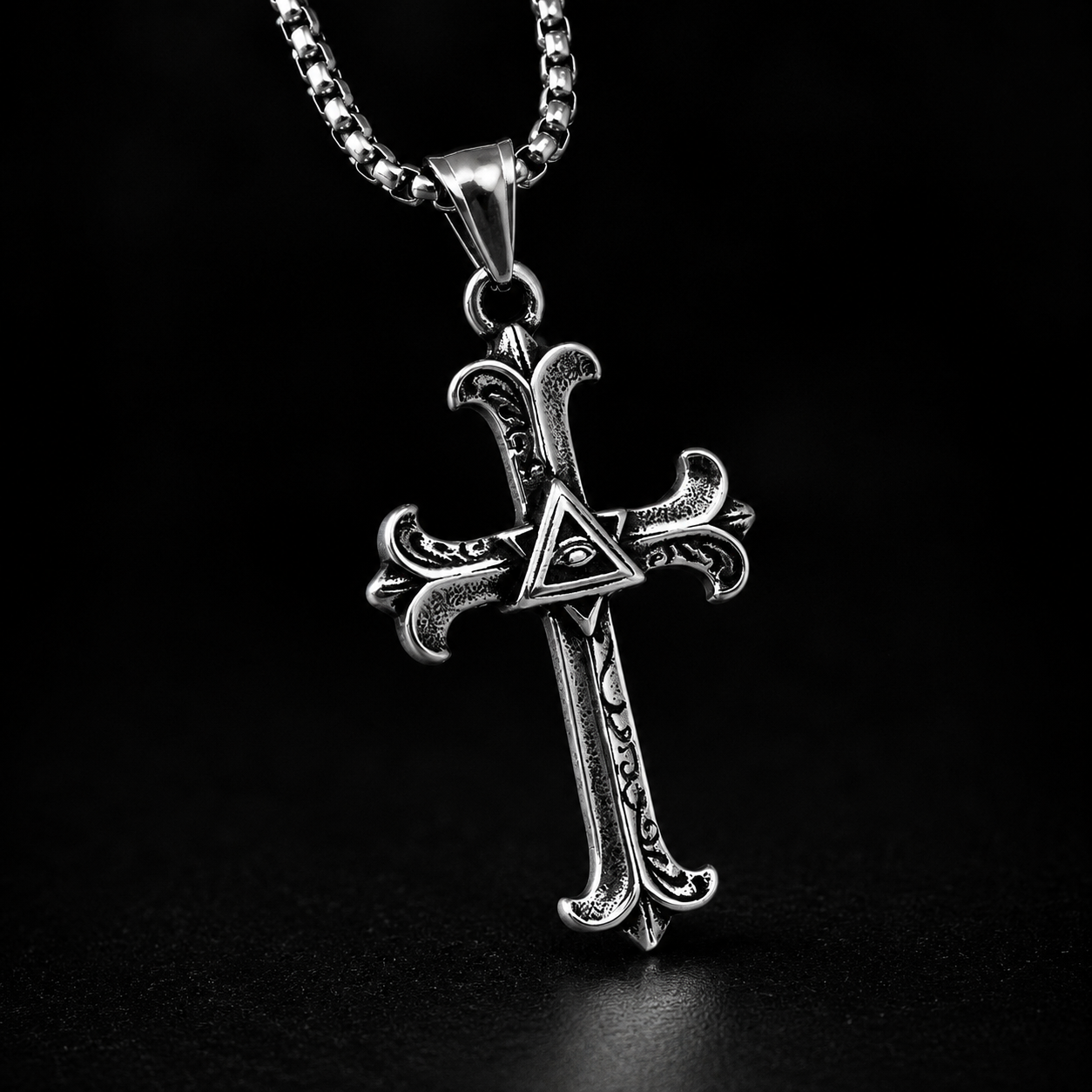 [Copy]Gothic Cross Necklace Express your style