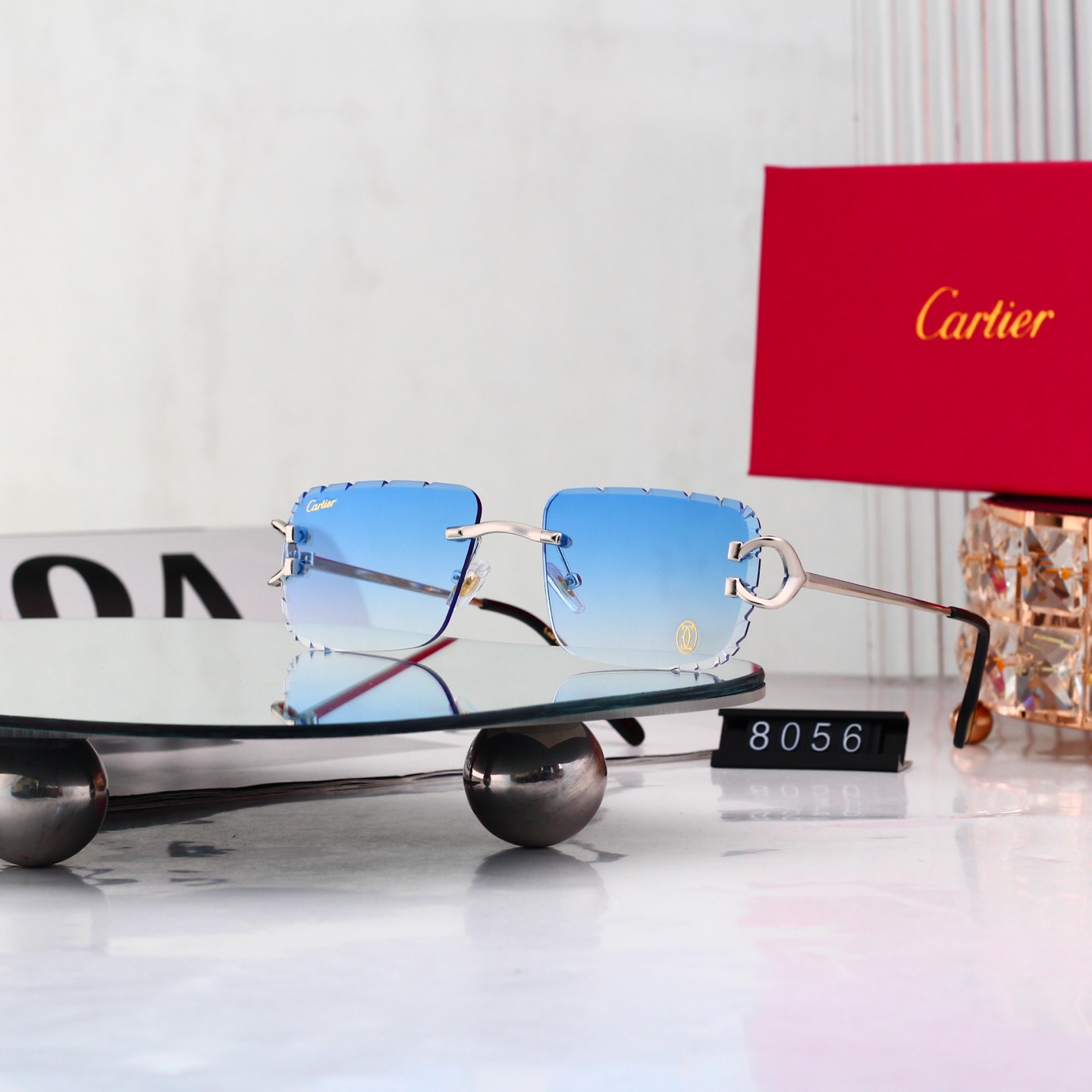 5 Colors Fashion Sunglasses 8056