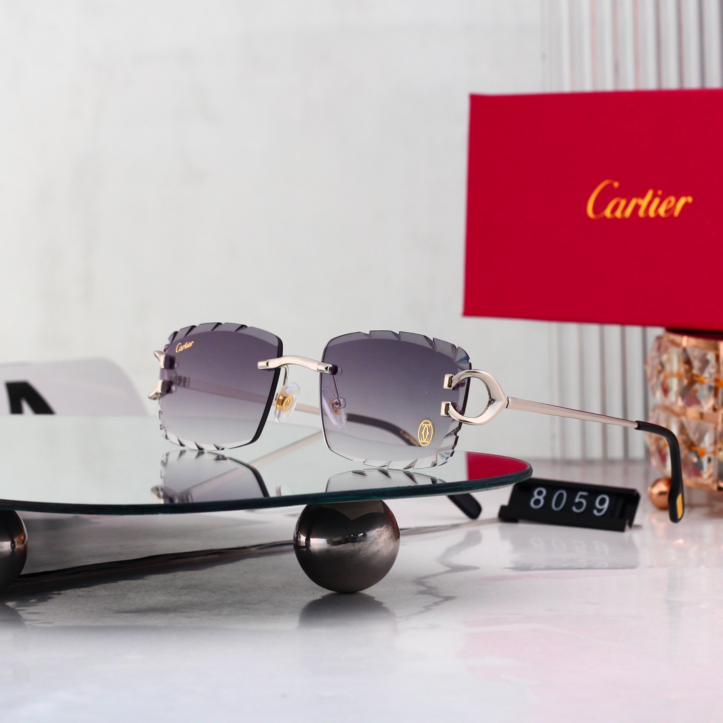 5 Colors Fashion Sunglasses 8059