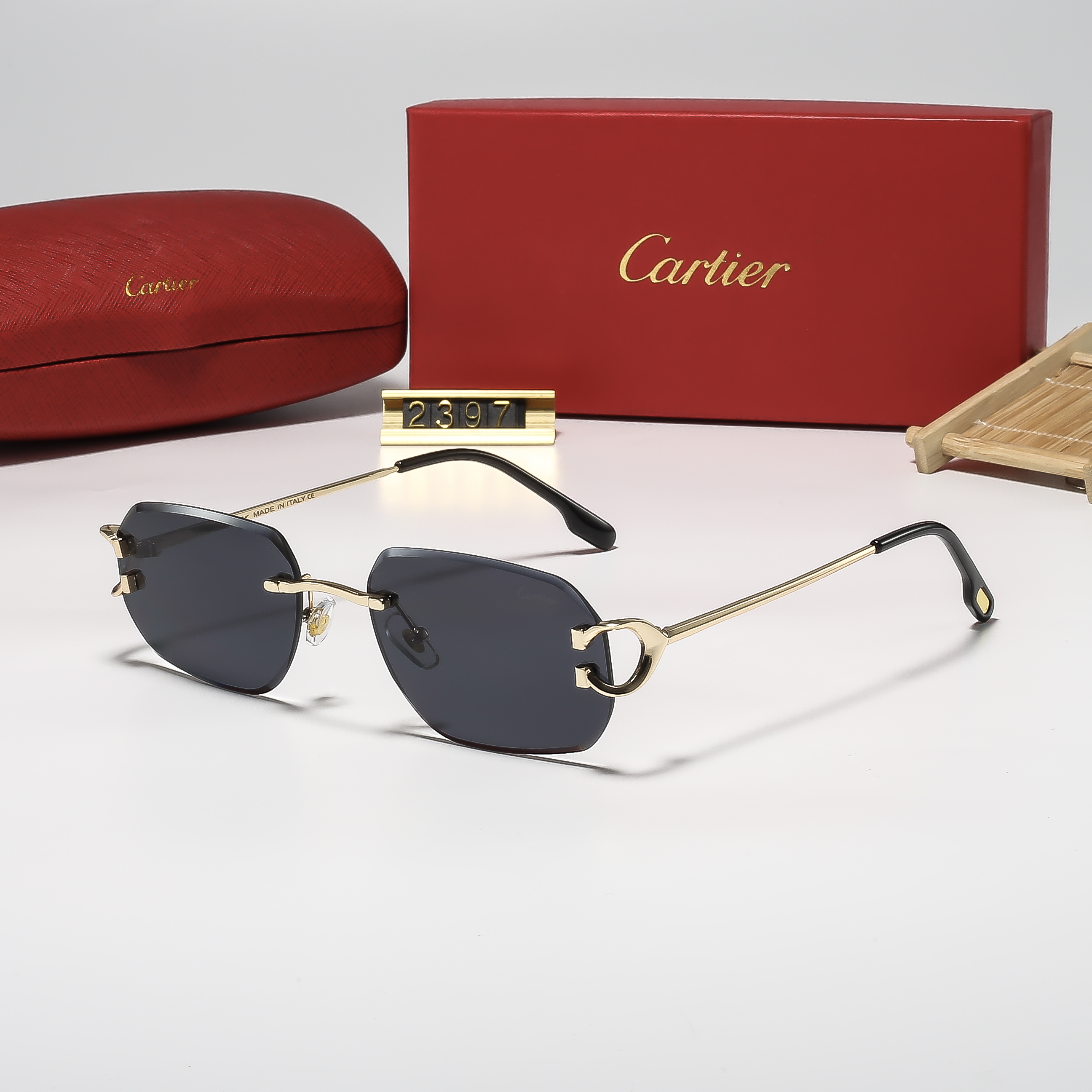 5 Colors Fashion Sunglasses 2397