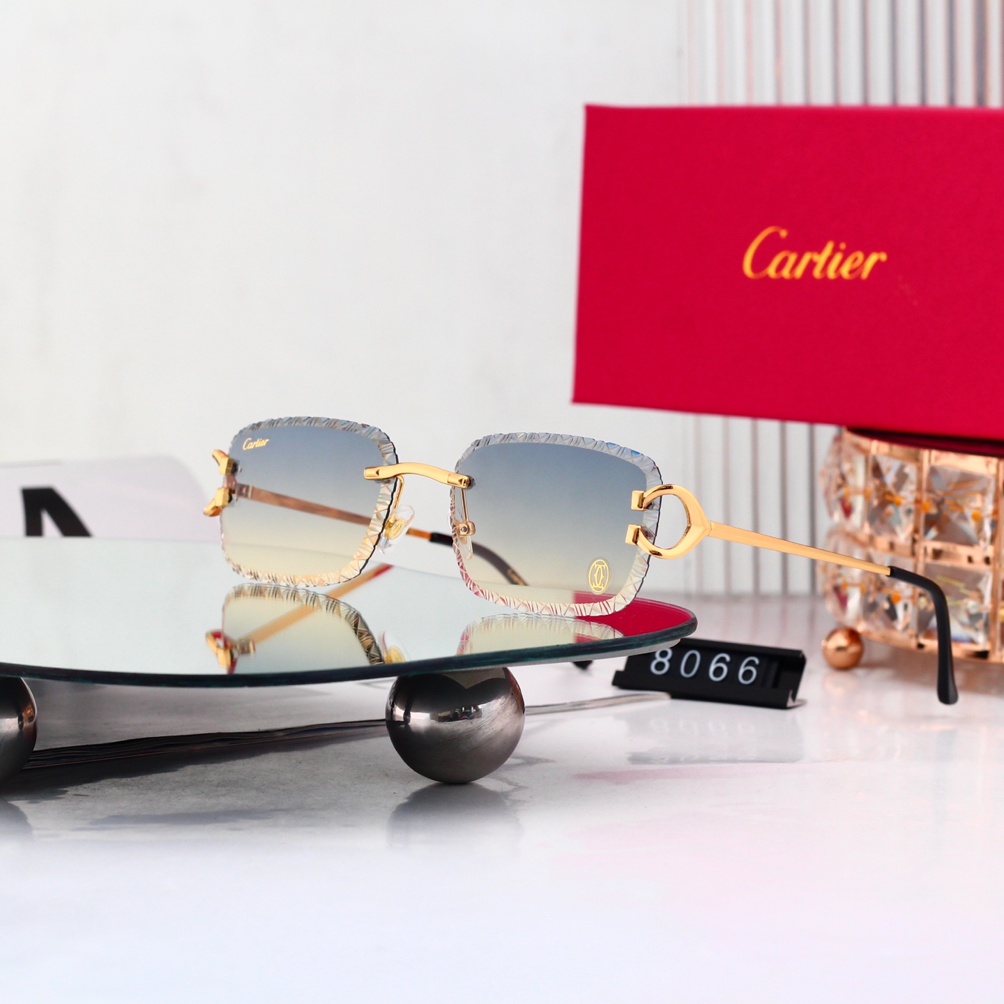 5 Colors Fashion Sunglasses 8066