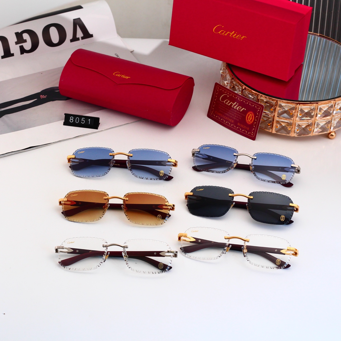 4 Colors Fashion Sunglasses 8051