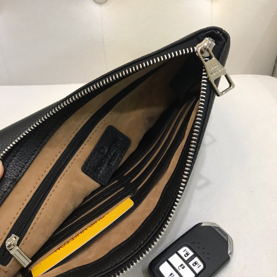 2026 New Collection Bags For Men 003