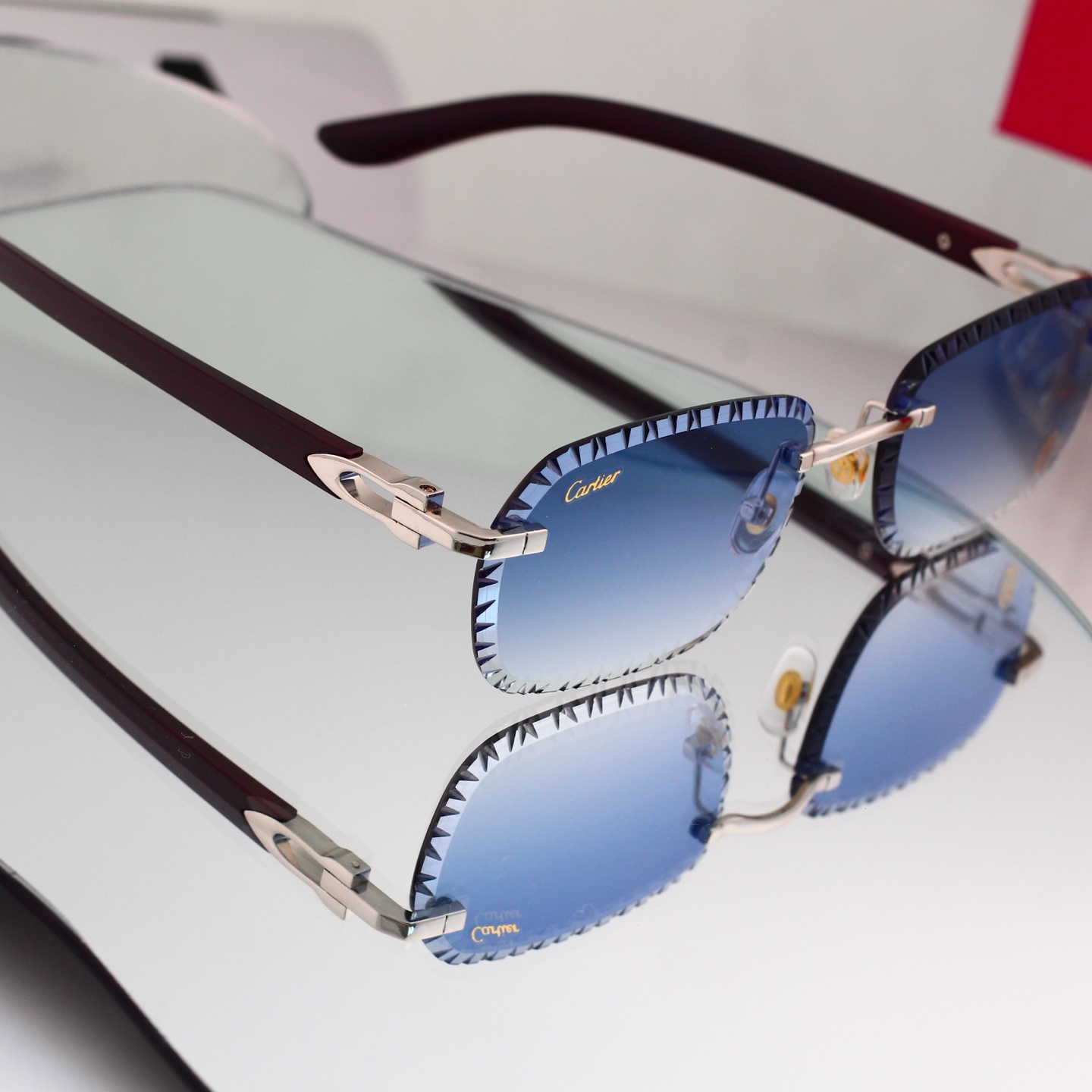 4 Colors Fashion Sunglasses 8051