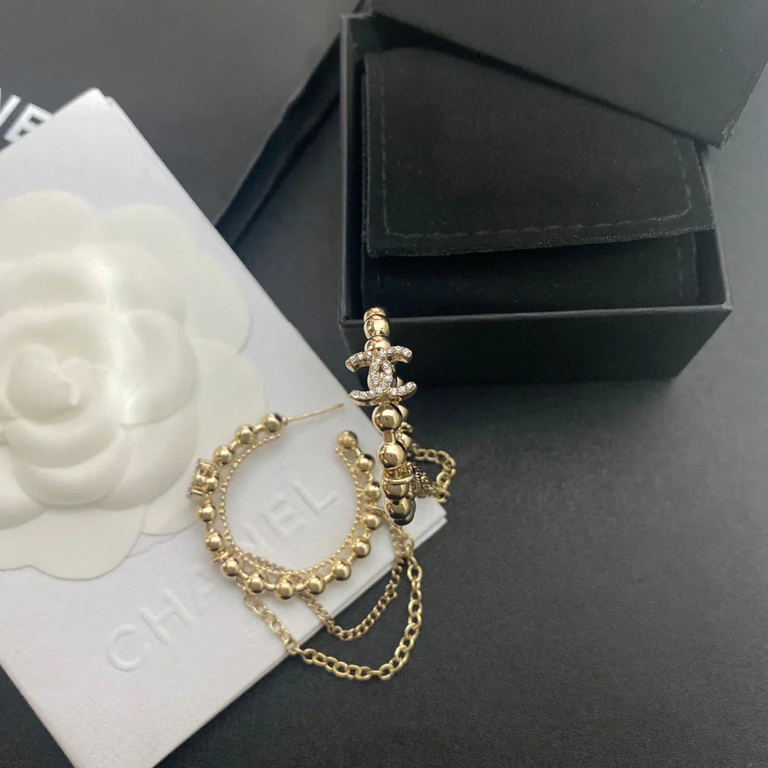 Fashion chain pendant earrings