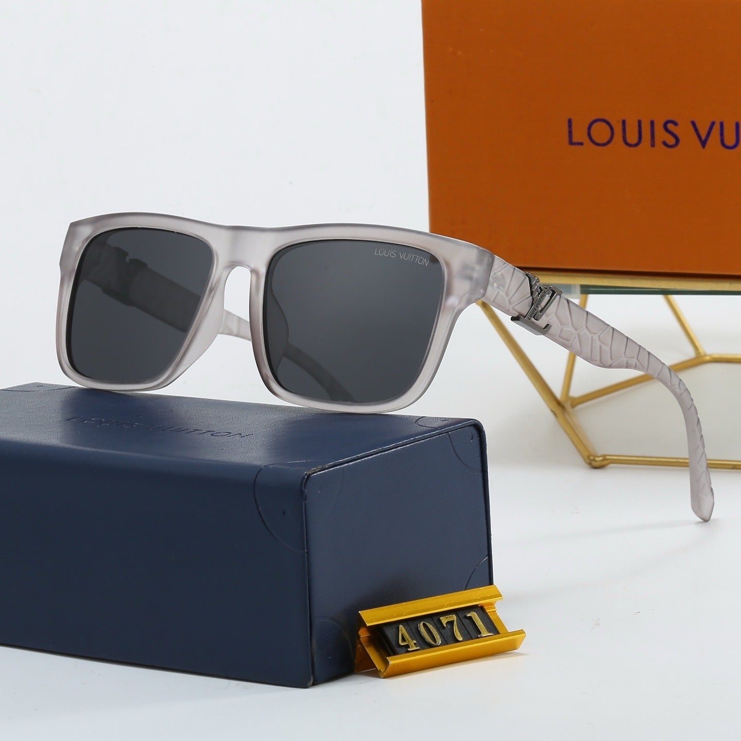 4 Colors Fashion Sunglasses—4071