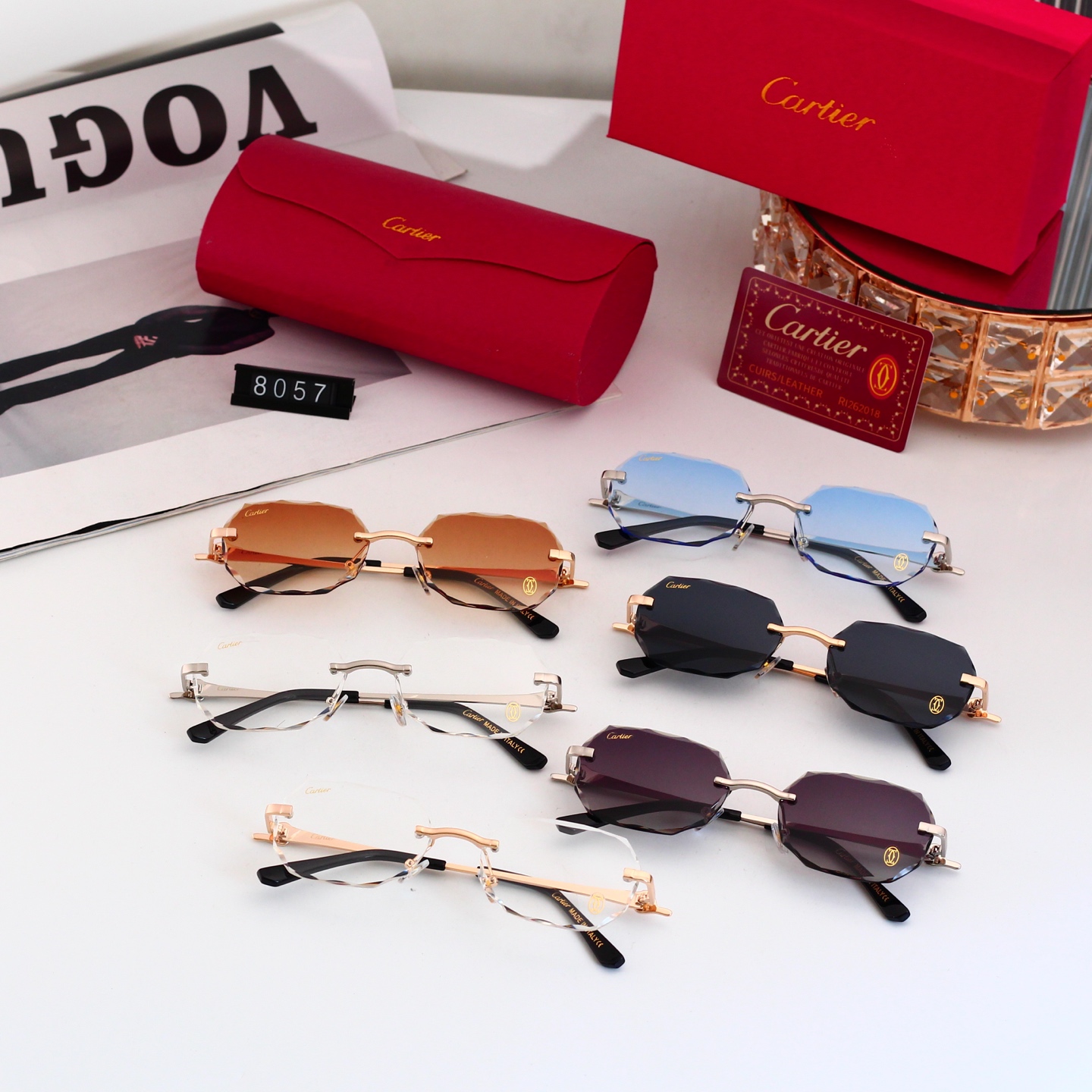 4 Colors Fashion Sunglasses 8057