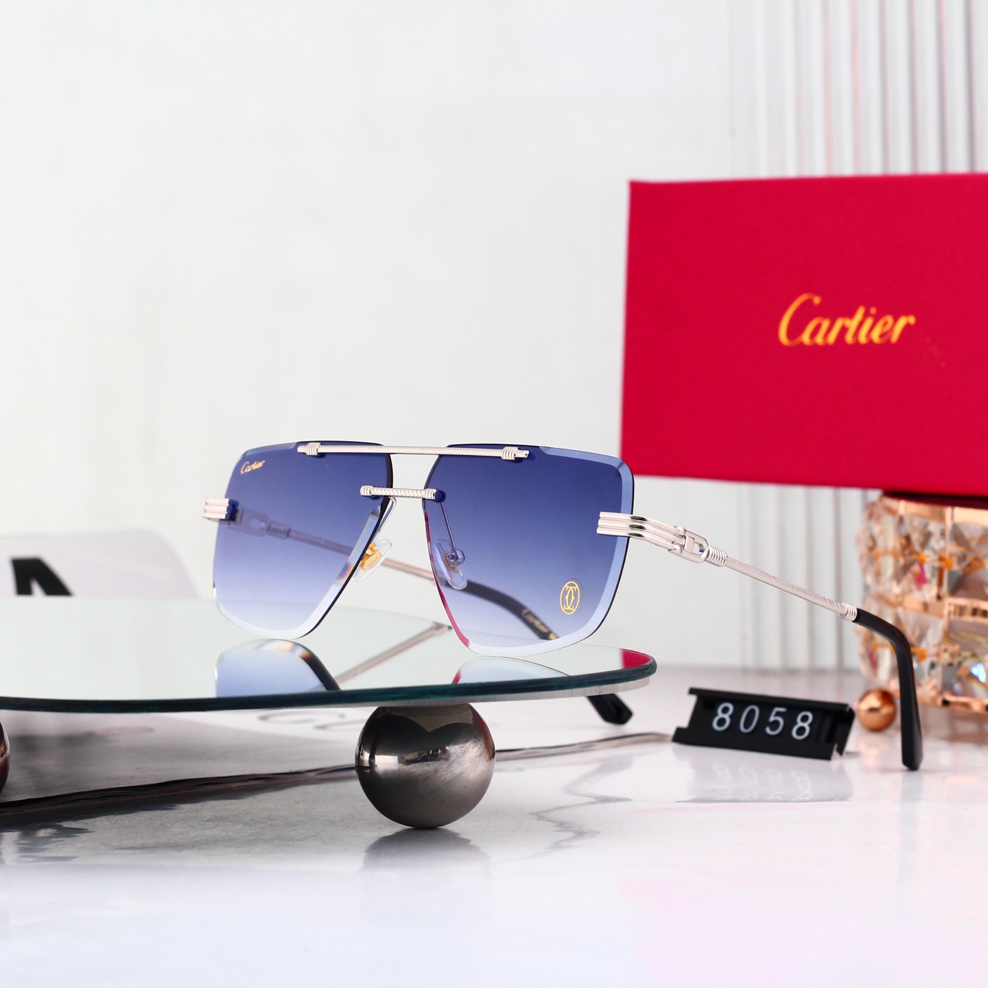 5 Colors Fashion Sunglasses 8058