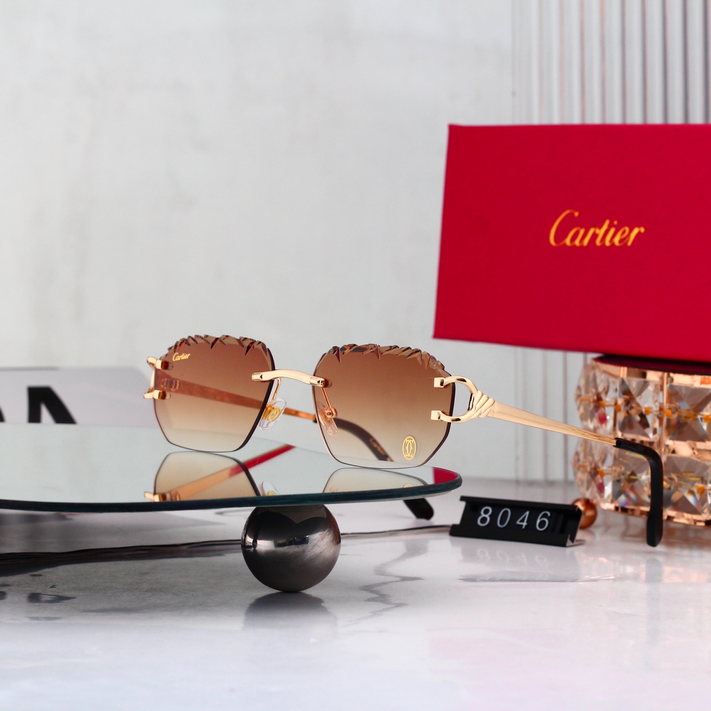 6 Colors Fashion Sunglasses 8046
