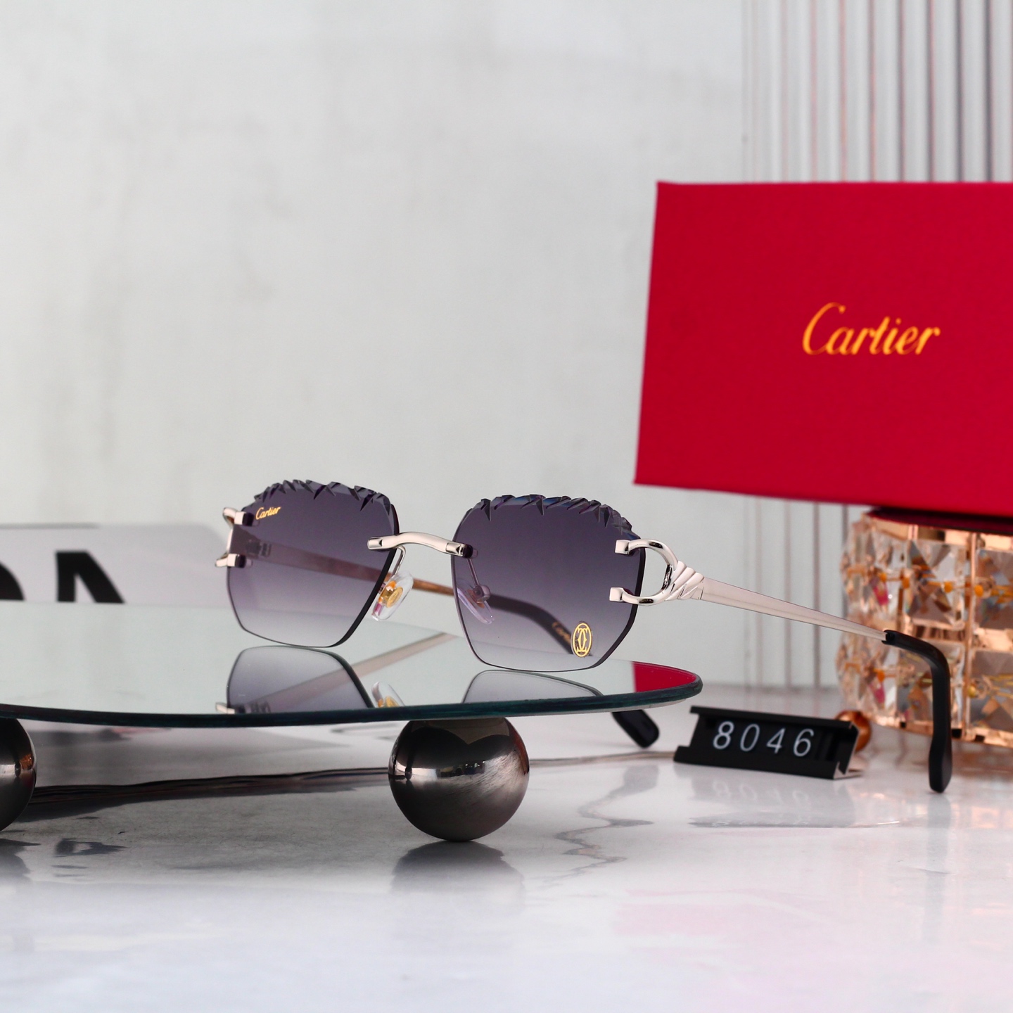 6 Colors Fashion Sunglasses 8046