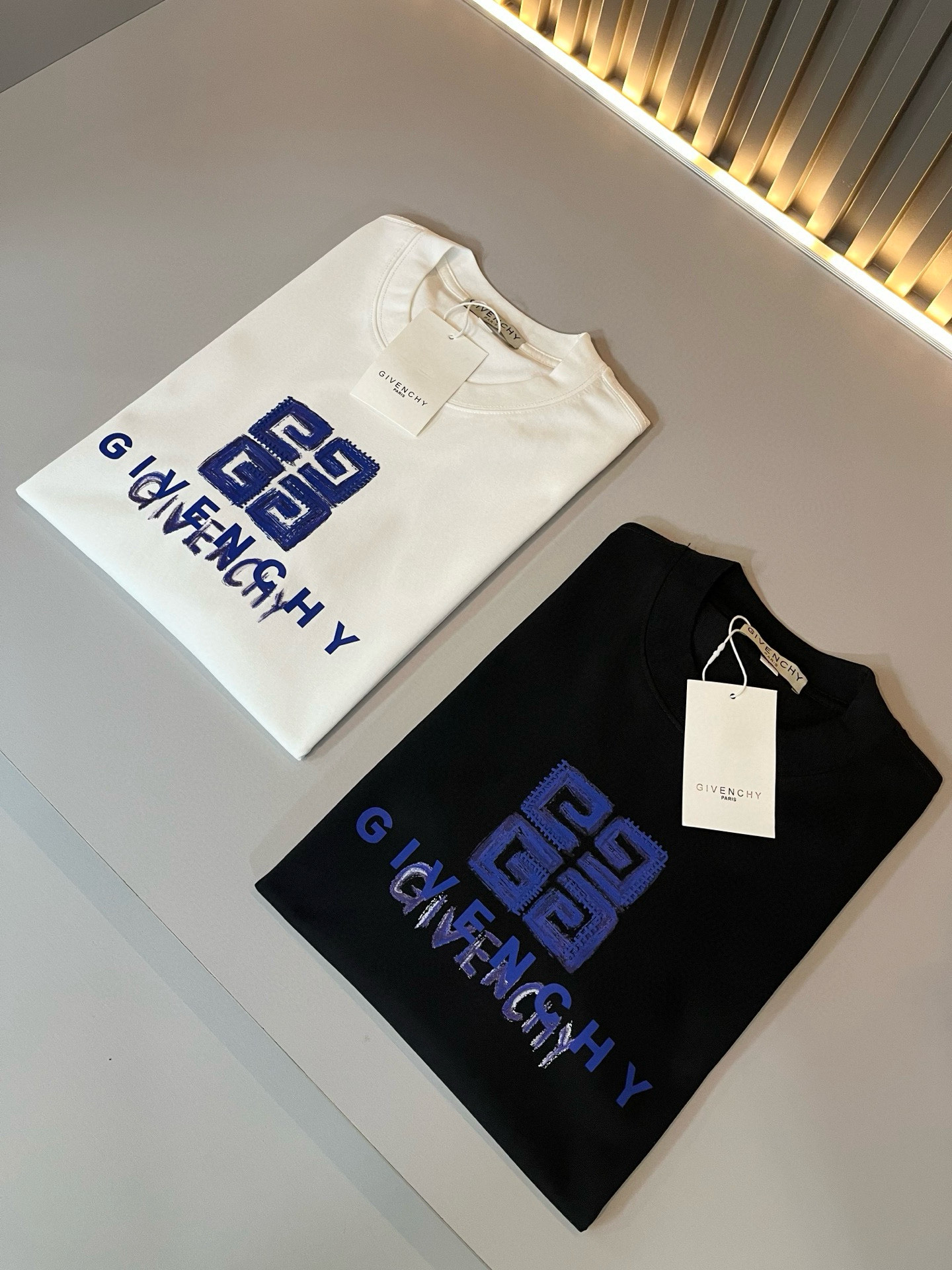 Crew neck short-sleeved T-shirt