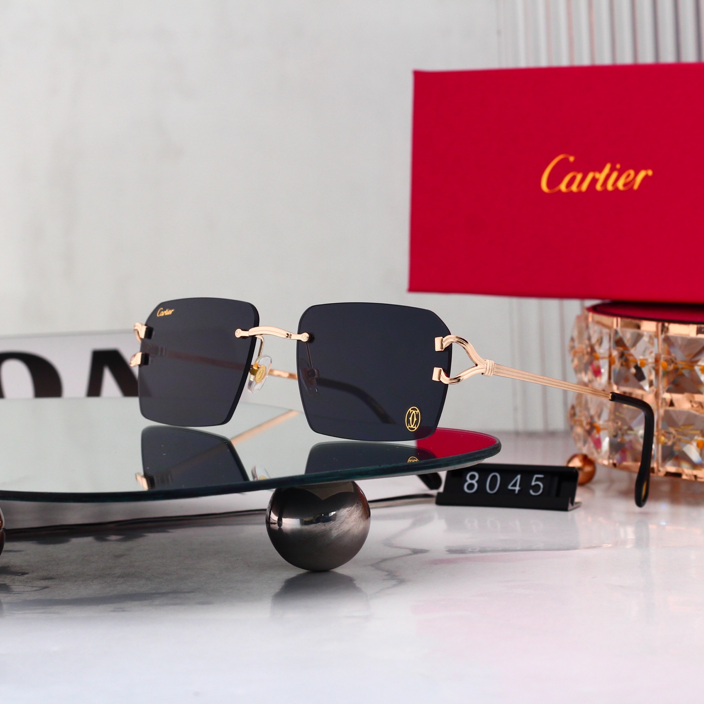 5 Colors Fashion Sunglasses 8045