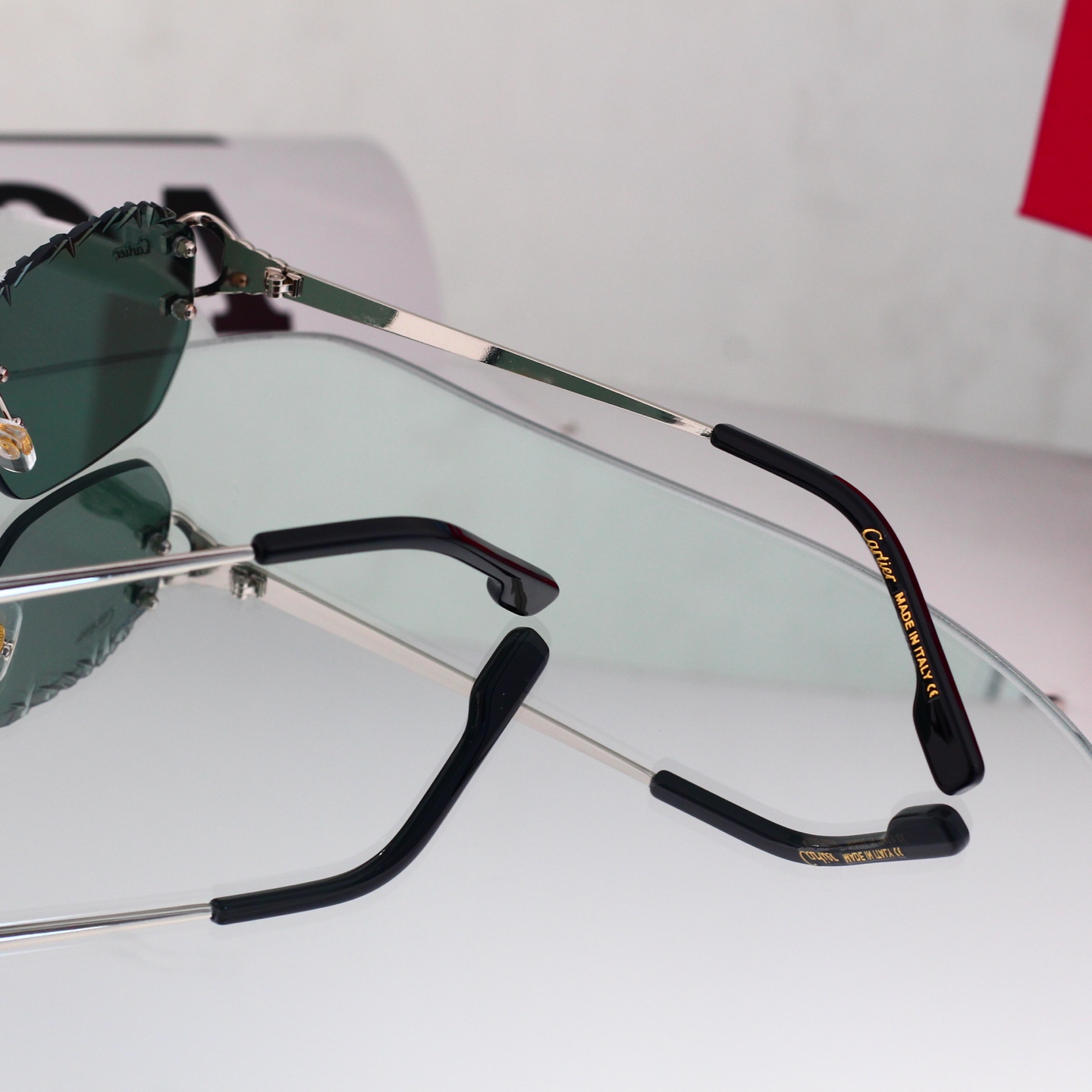 6 Colors Fashion Sunglasses 8046