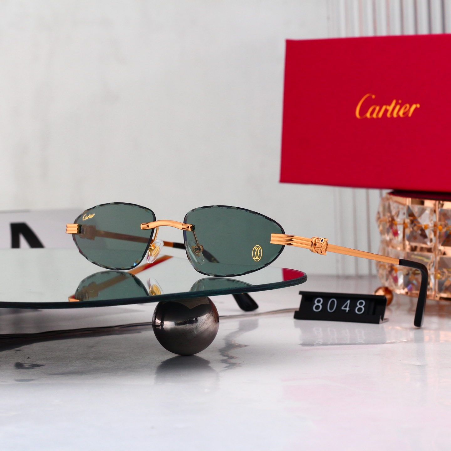 6 Colors Fashion Sunglasses 8048