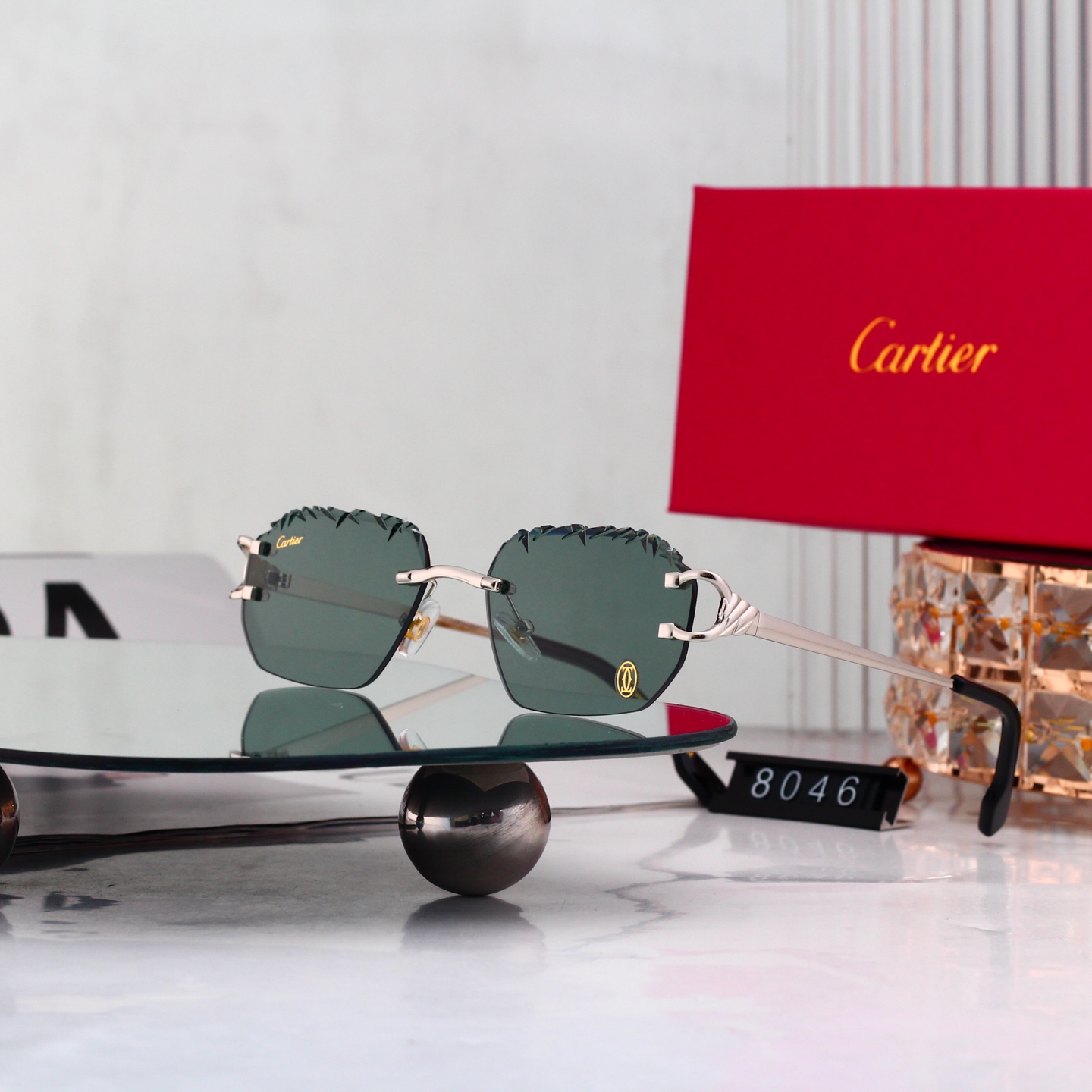 6 Colors Fashion Sunglasses 8046