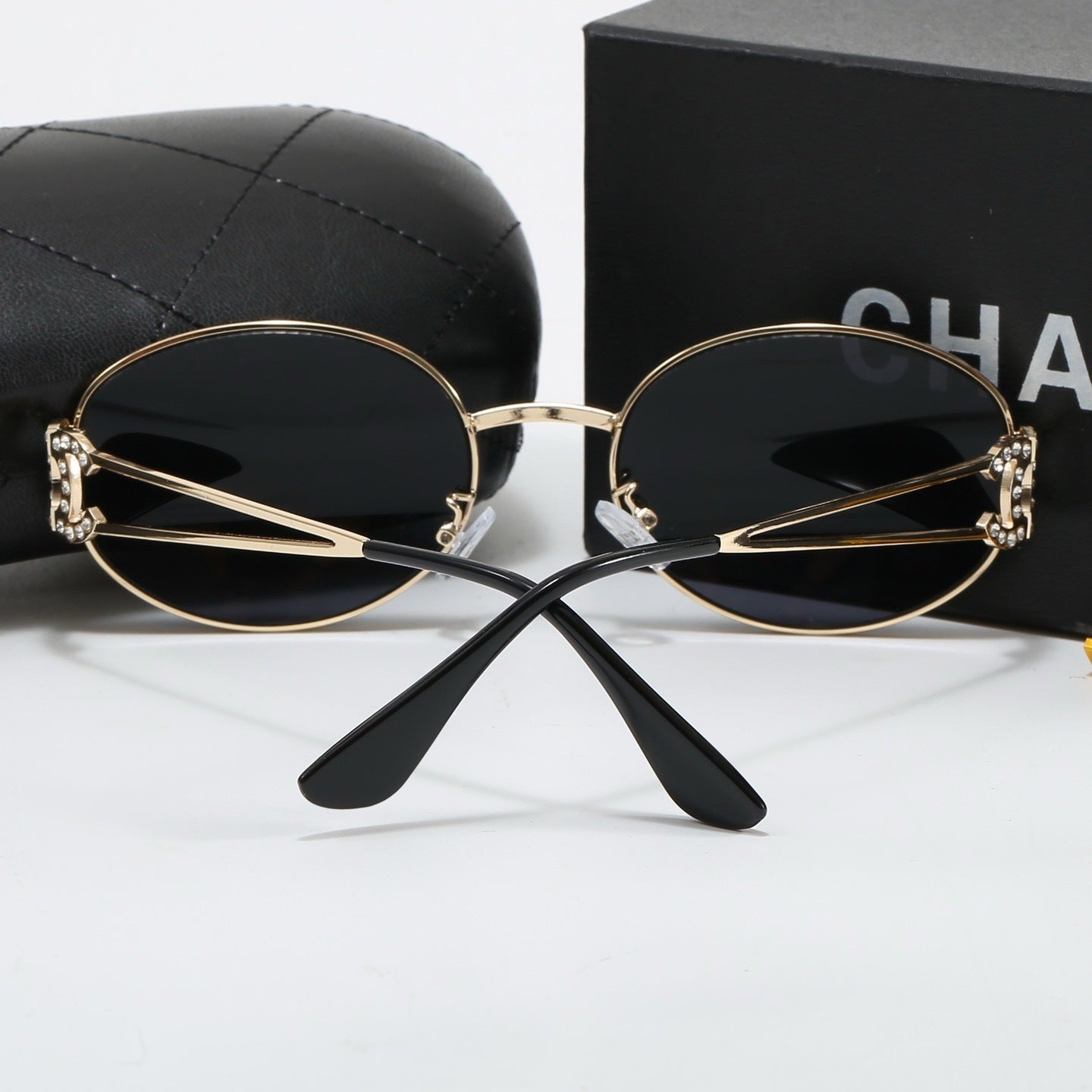 Diamond Round 5 Colors Fashion Sunglasses—4058