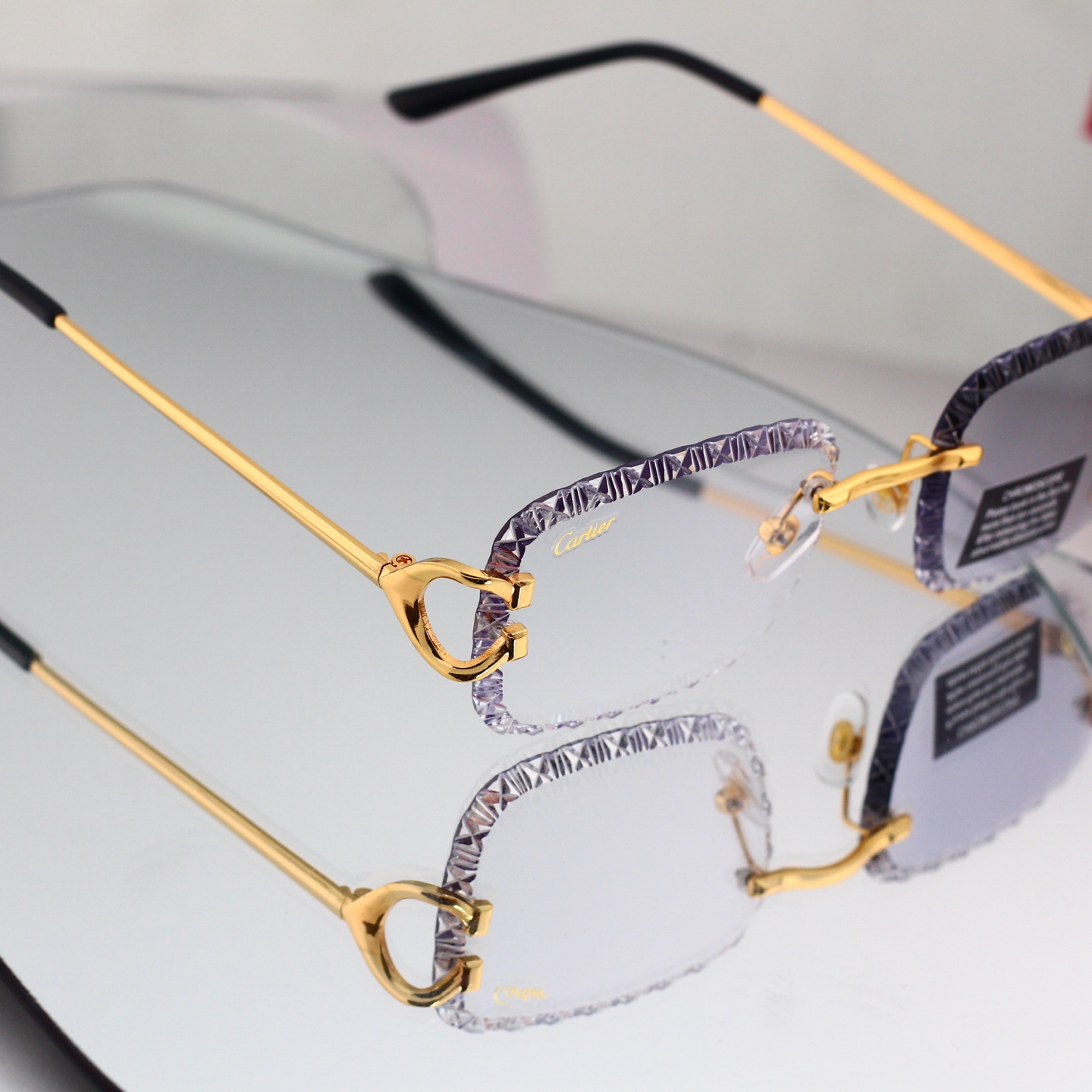 3 Colors Fashion Sunglasses 8068
