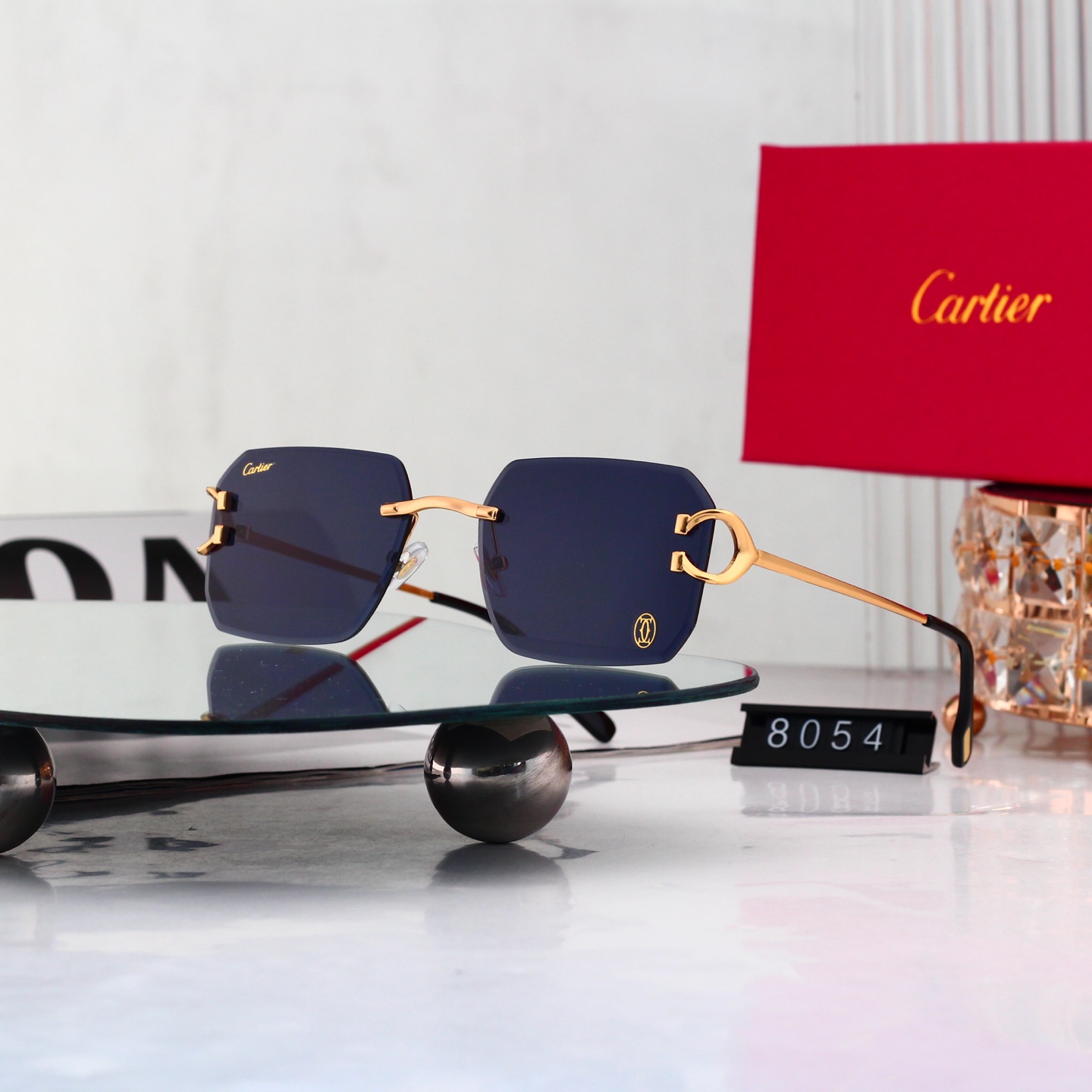 5 Colors Fashion Sunglasses 8054