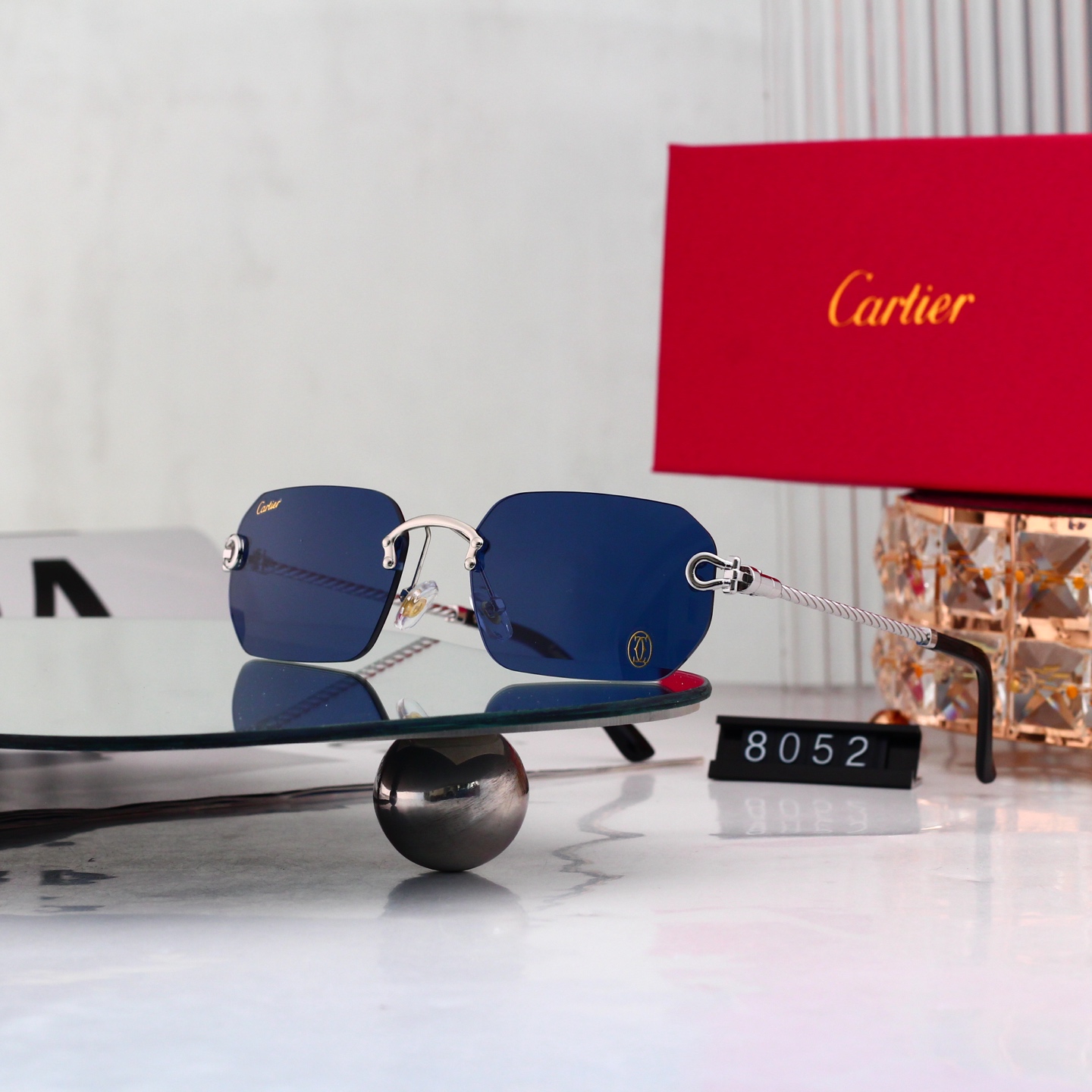 5 Colors Fashion Sunglasses 8052