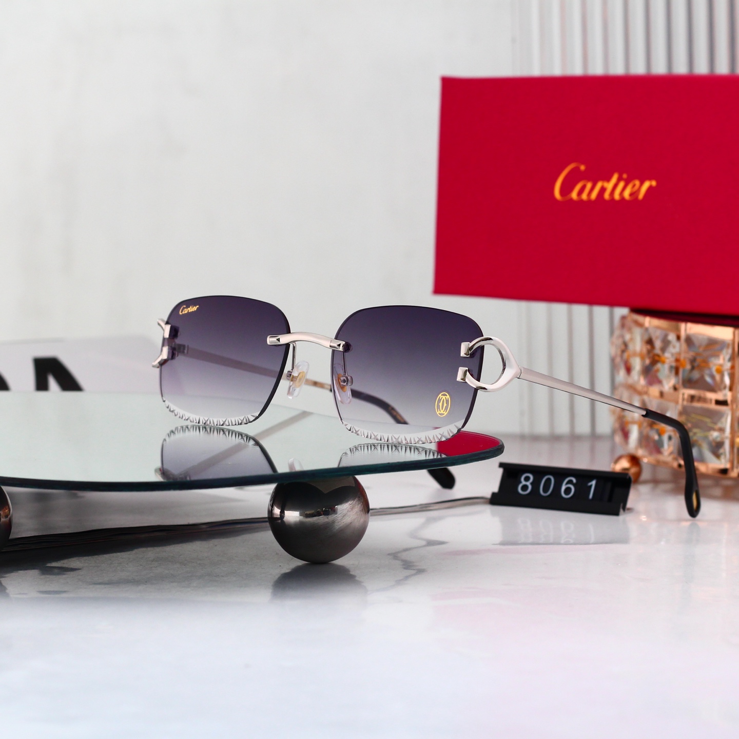 6 Colors Fashion Sunglasses 8061