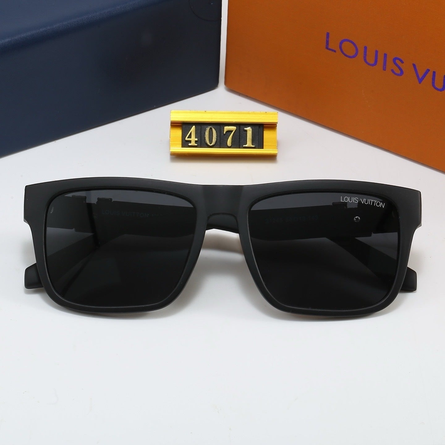 4 Colors Fashion Sunglasses—4071