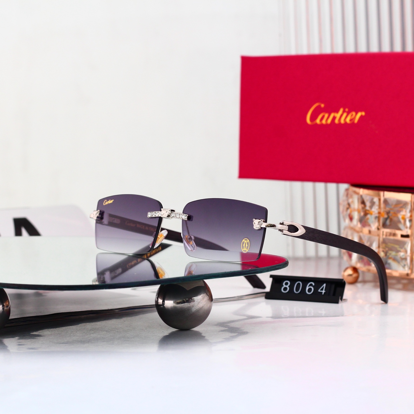 5 Colors Fashion Sunglasses 8064