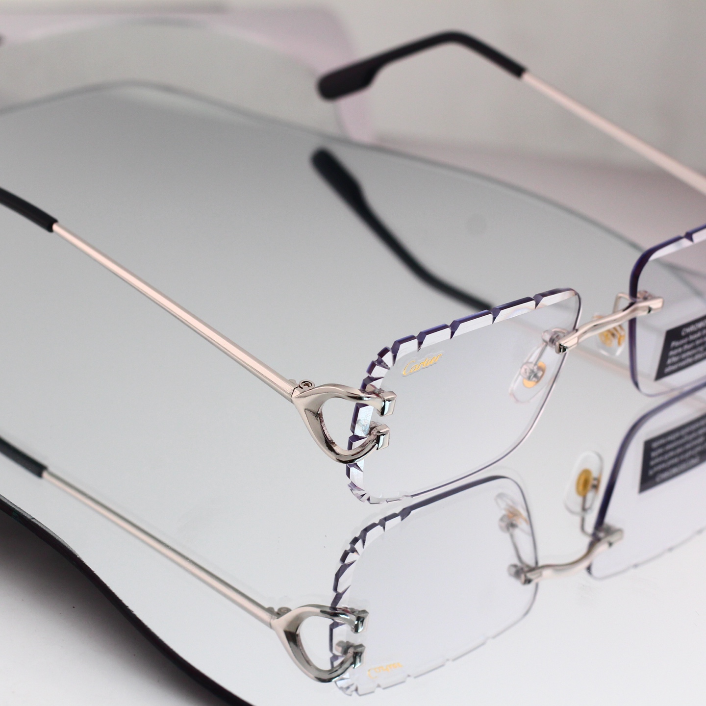3 Colors Fashion Sunglasses 8067