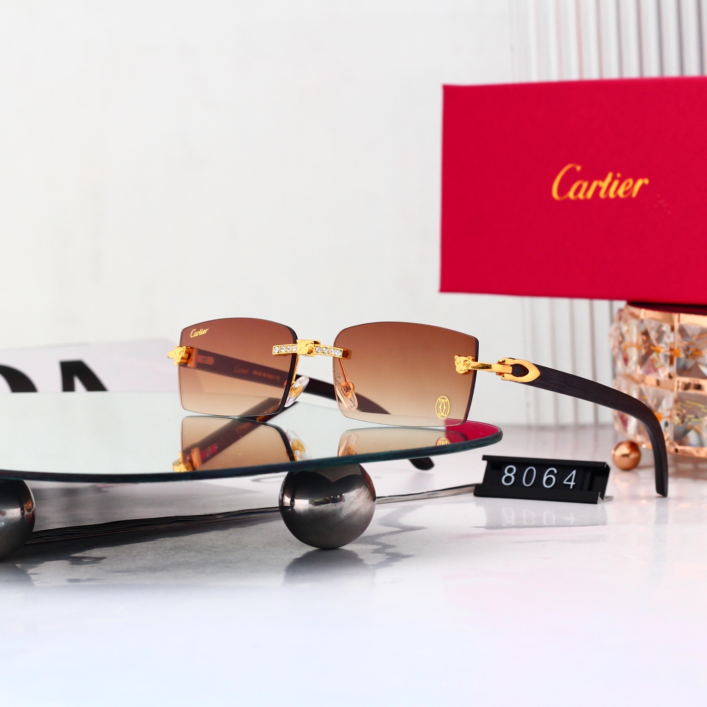 5 Colors Fashion Sunglasses 8064