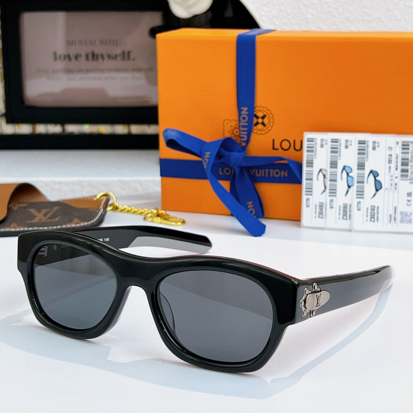 High-quality 5-color stylish square sunglasses