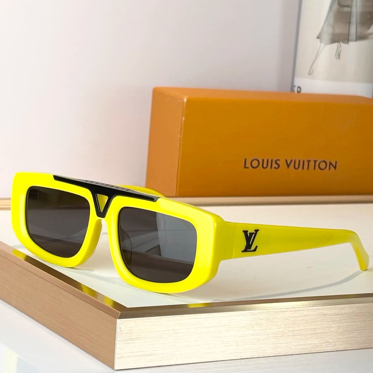 High-quality 7-color stylish square sunglasses