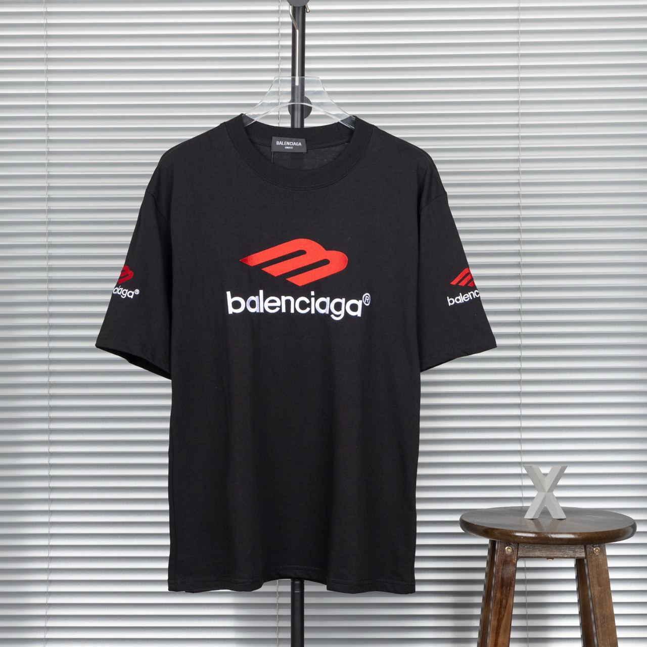 Crew neck short-sleeved T-shirt