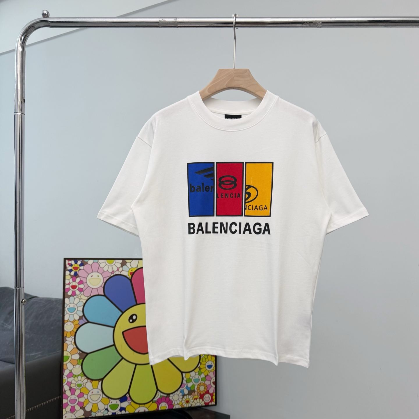 Embroidered short-sleeved T-shirt