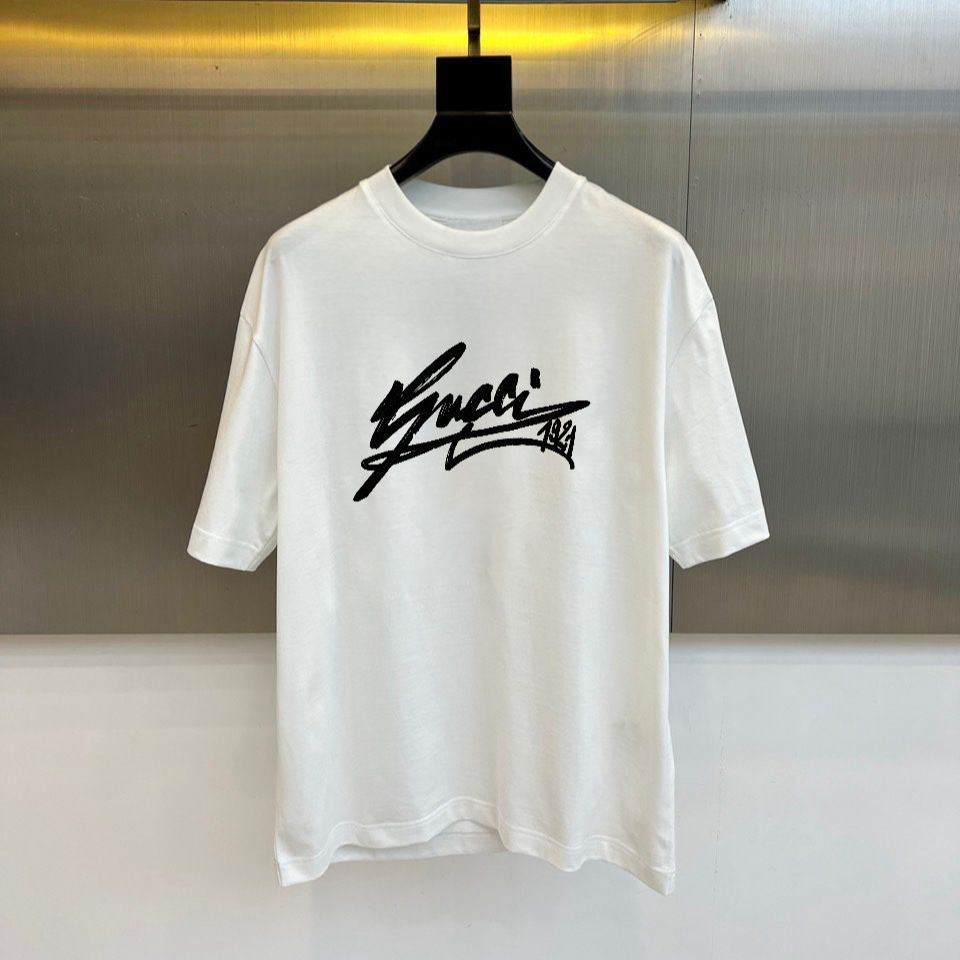 Crew neck short-sleeved T-shirt