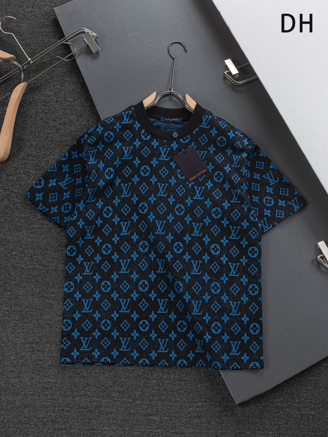 Crew neck short-sleeved T-shirt